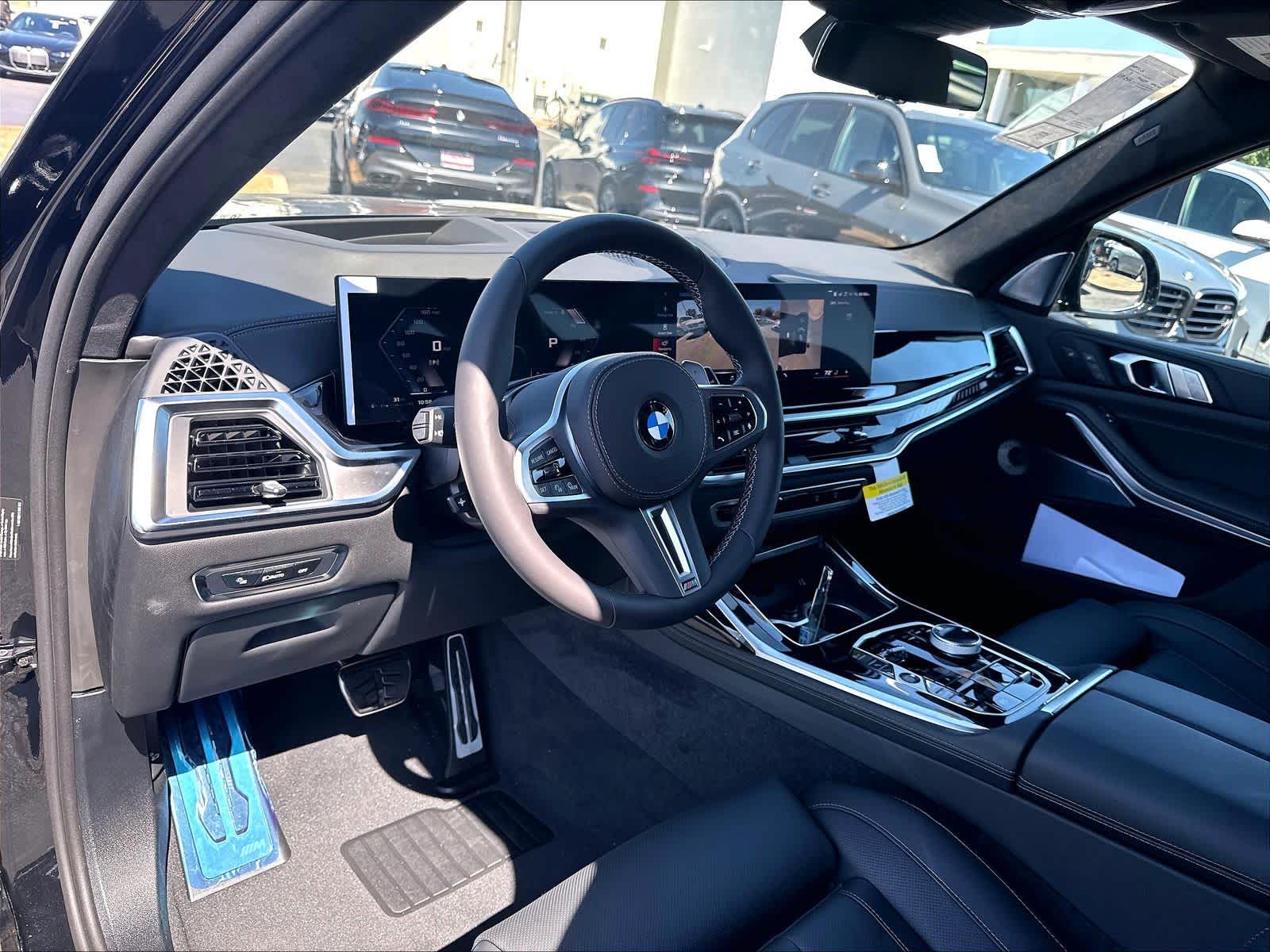 New 2027 BMW X7 M60i SUV