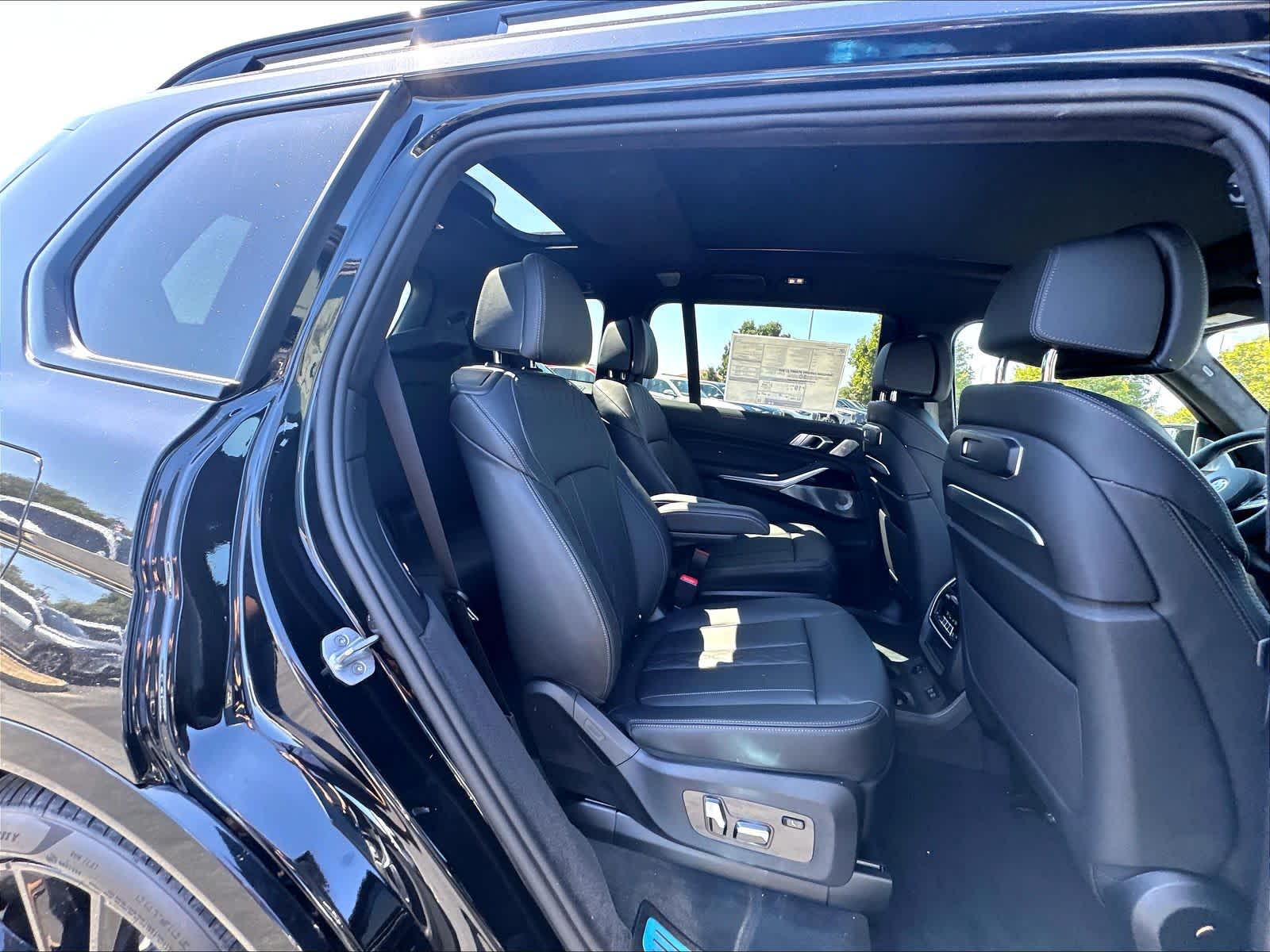 New 2027 BMW X7 M60i SUV