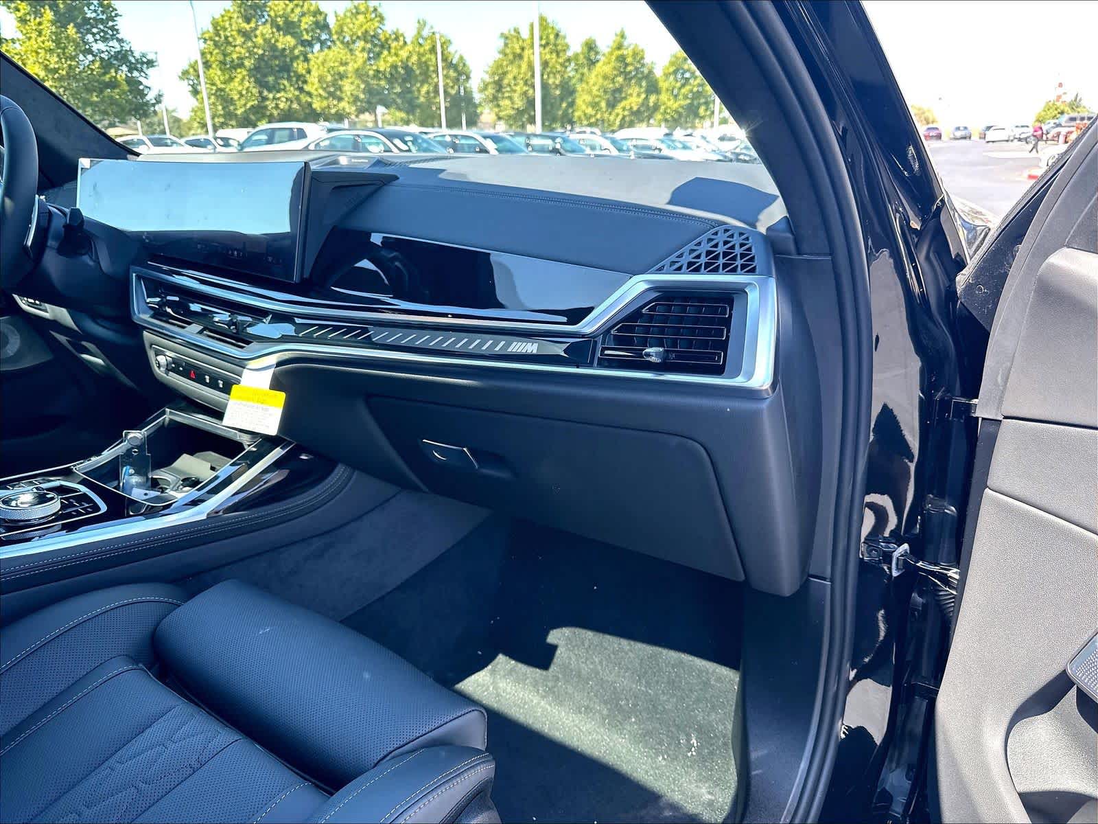 New 2027 BMW X7 M60i SUV