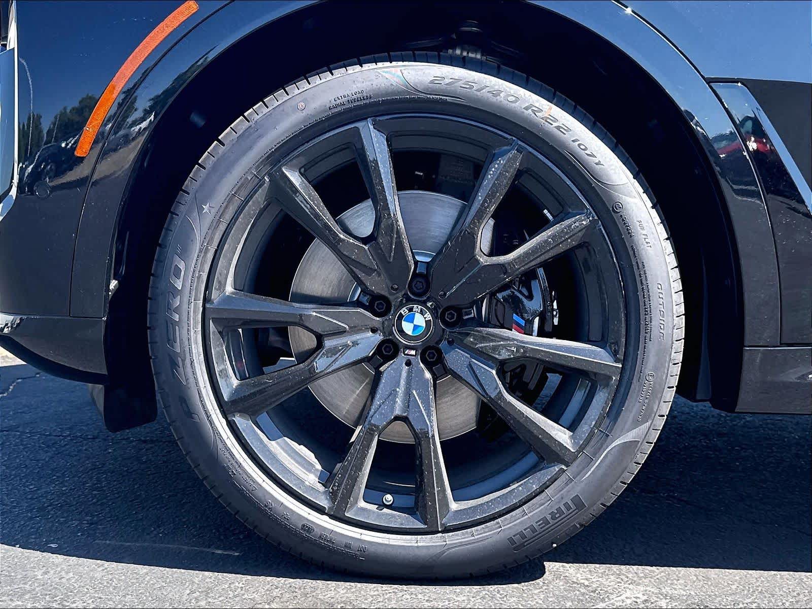 New 2027 BMW X7 M60i SUV