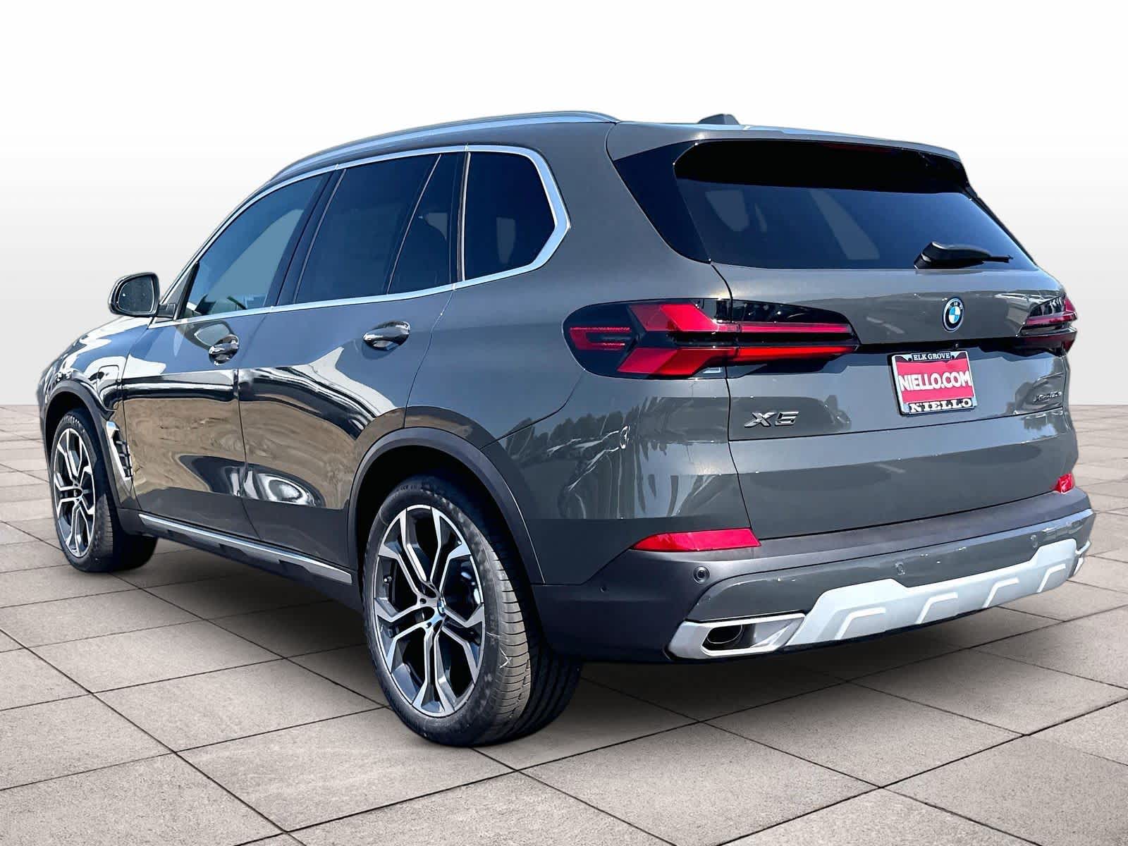 New 2026 BMW X5 xDrive50e SUV