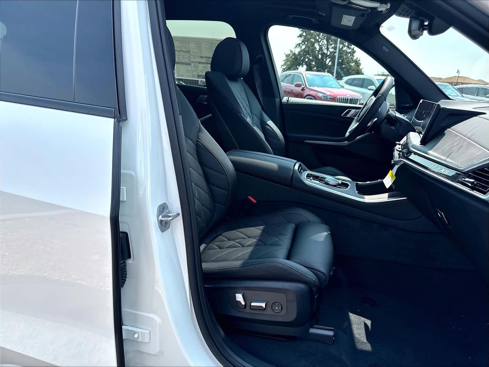 New 2026 BMW X5 xDrive50e SUV