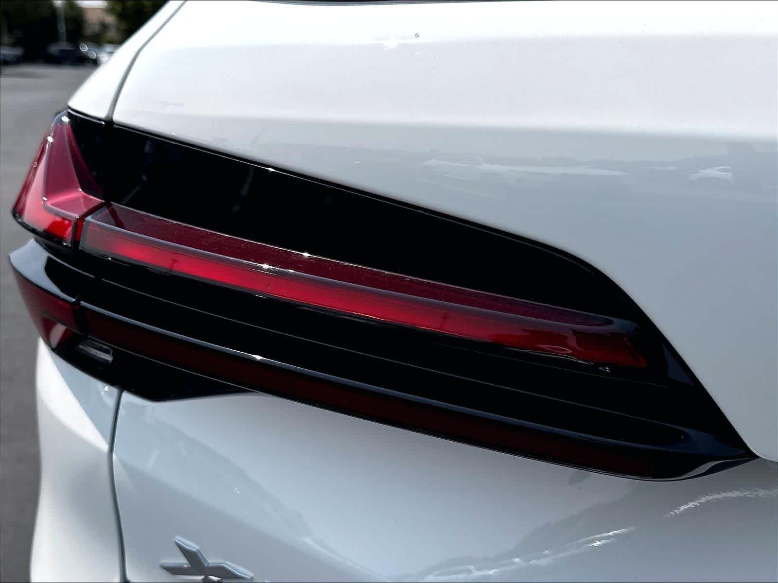 New 2026 BMW X5 xDrive50e SUV