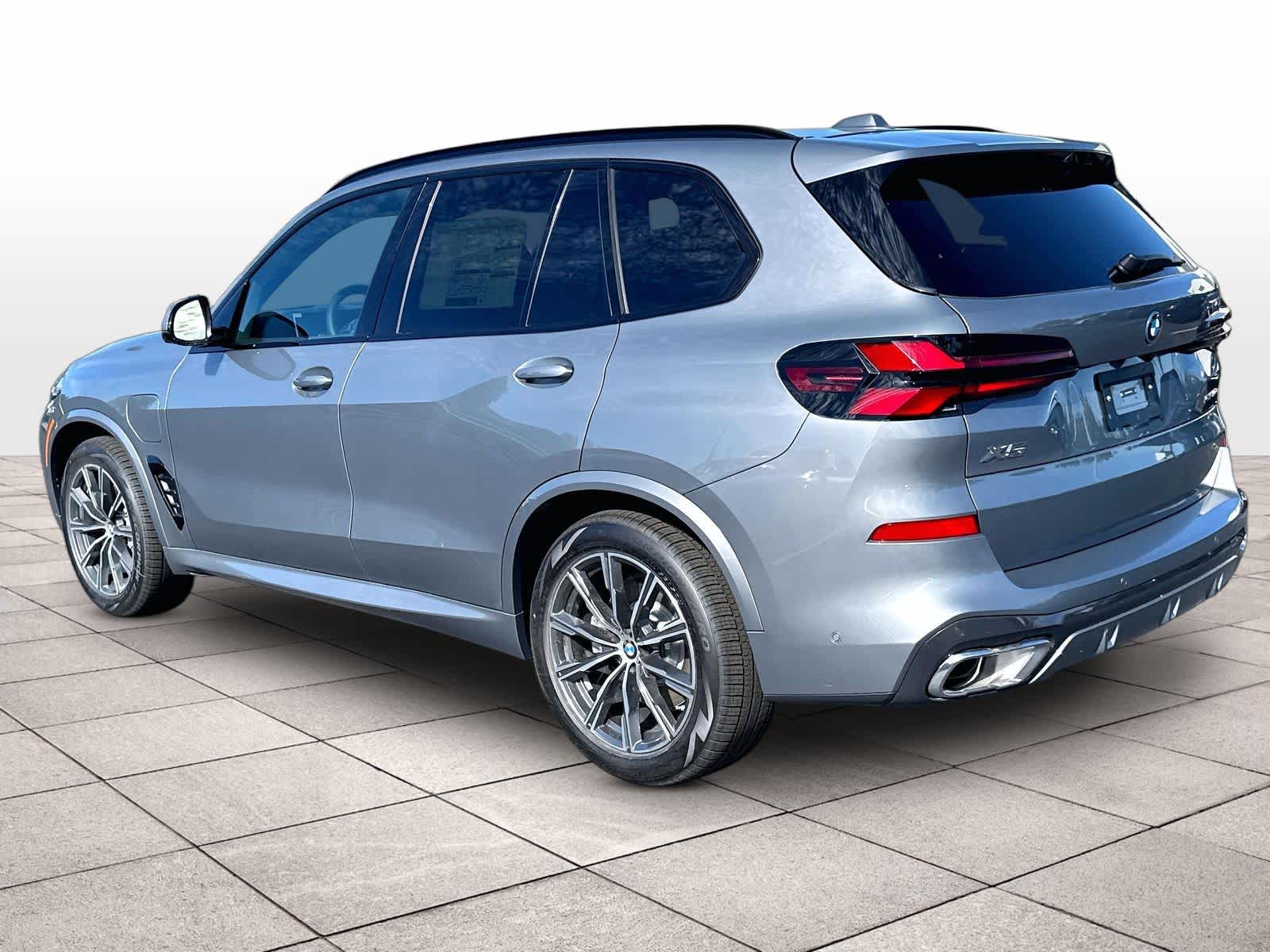 New 2026 BMW X5 xDrive50e SUV