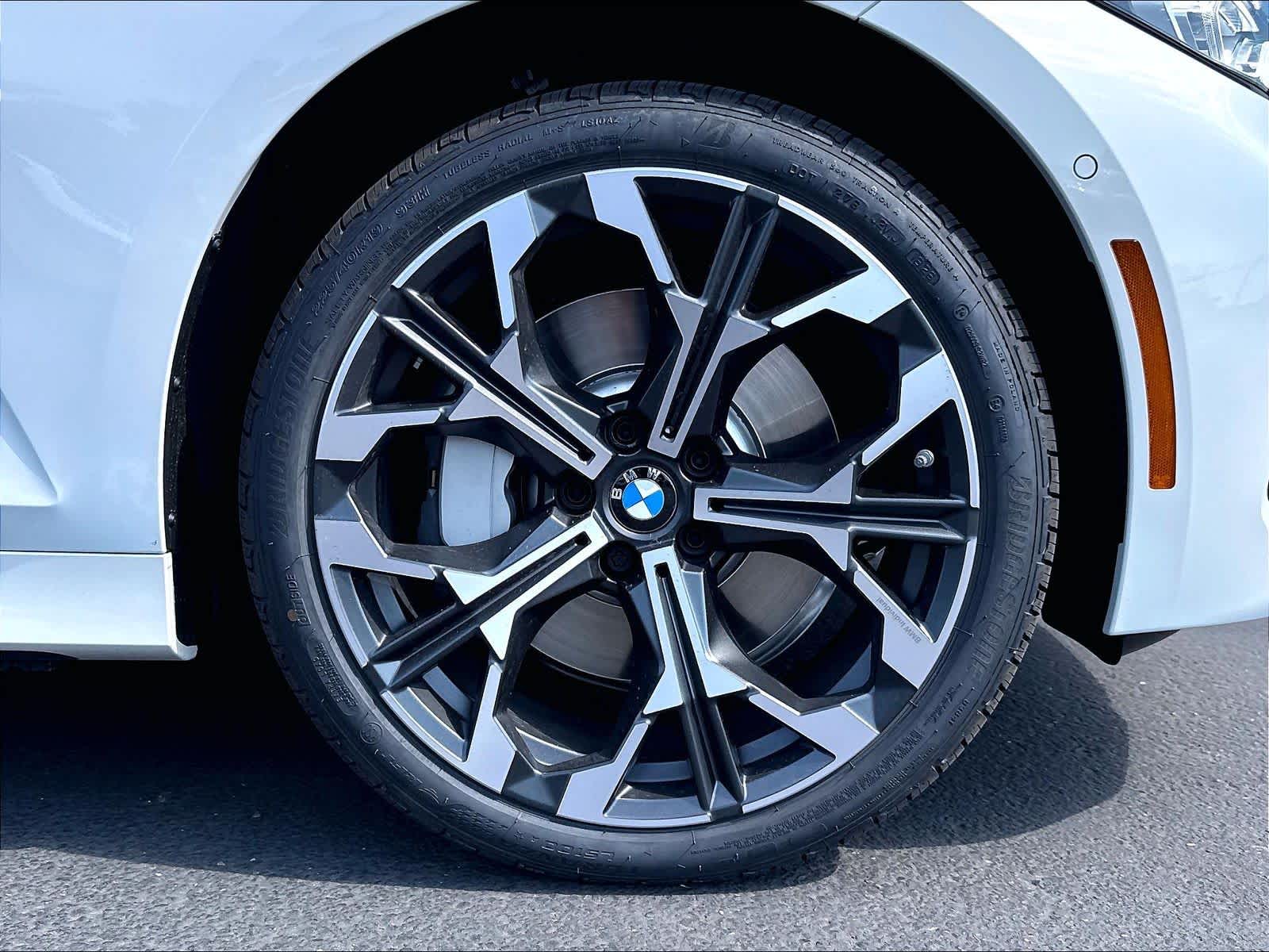New 2026 BMW 330i xDrive Sedan