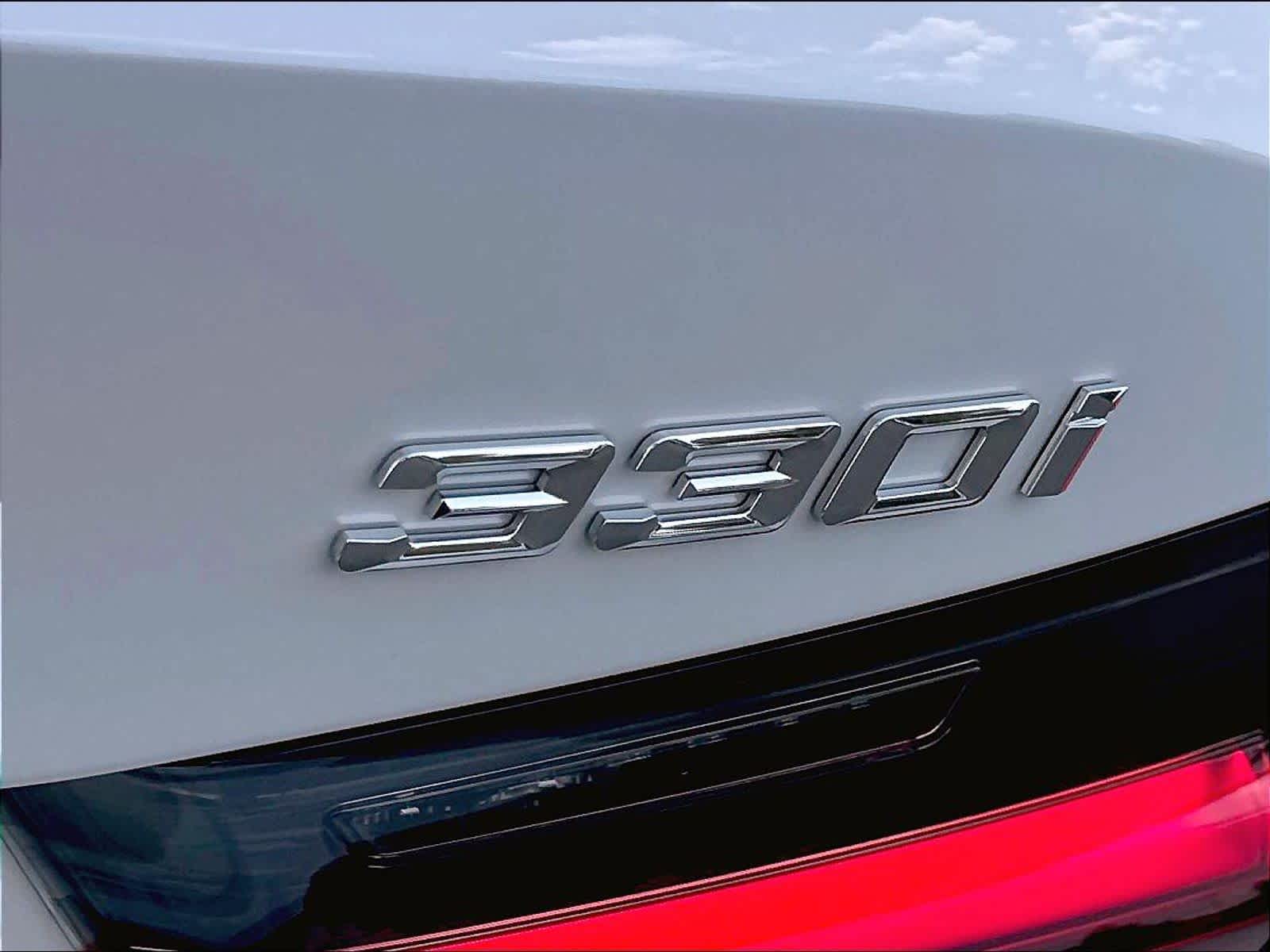 New 2026 BMW 330i xDrive Sedan