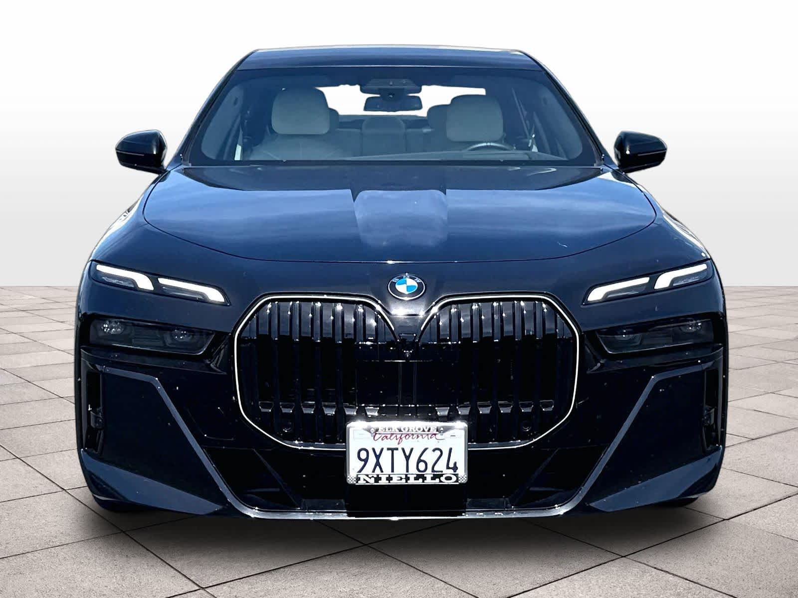 Used 2025 BMW 760i xDrive Sedan
