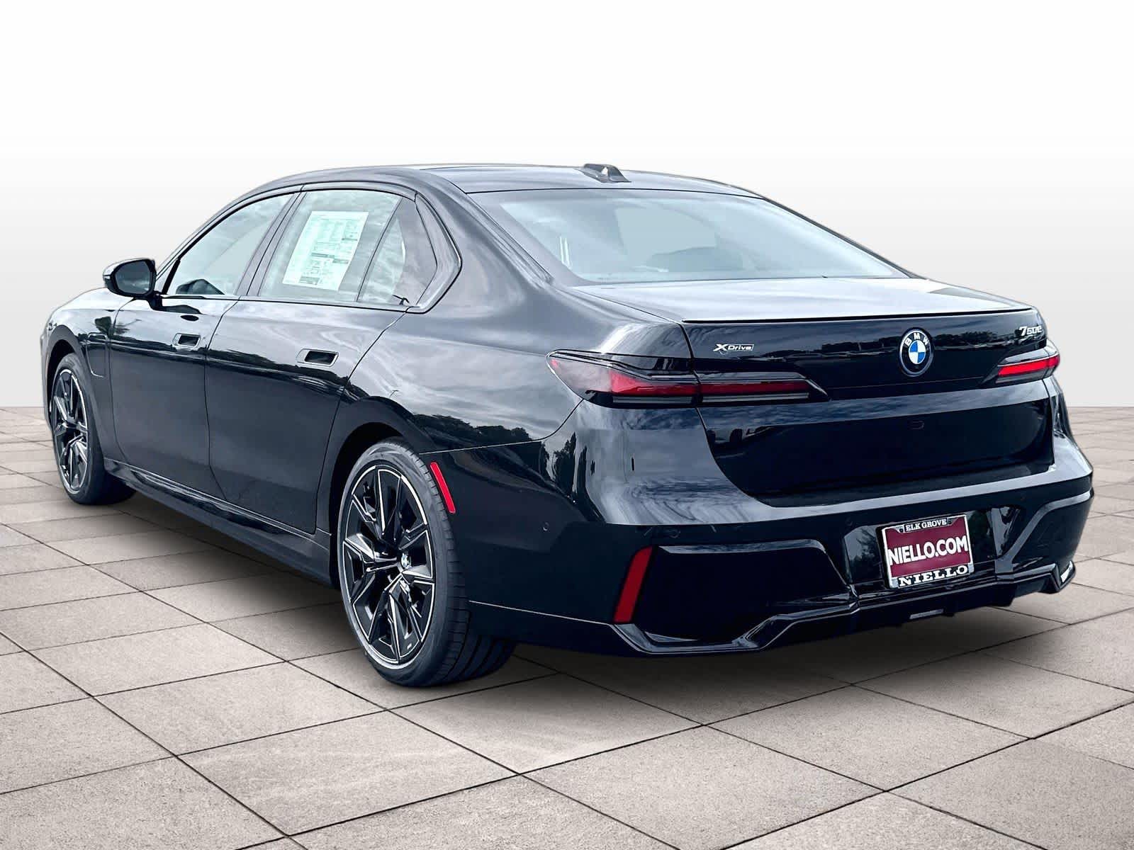New 2026 BMW 750e xDrive Sedan