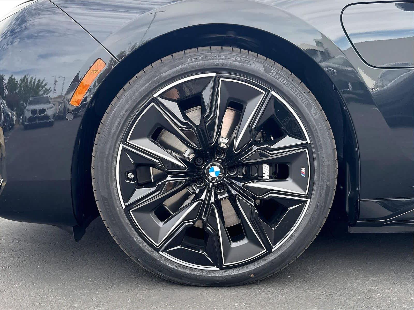 New 2026 BMW 750e xDrive Sedan