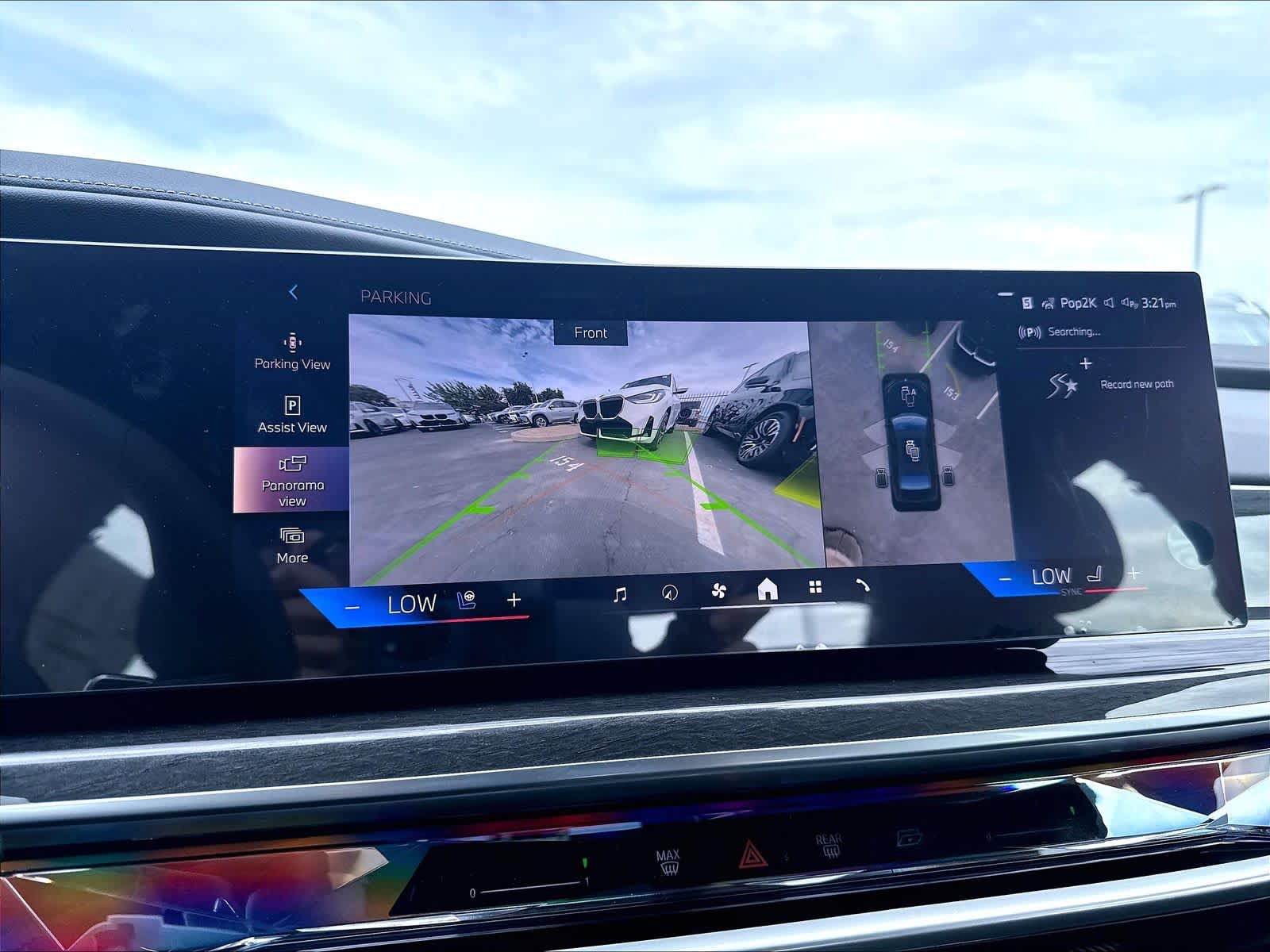New 2026 BMW 750e xDrive Sedan