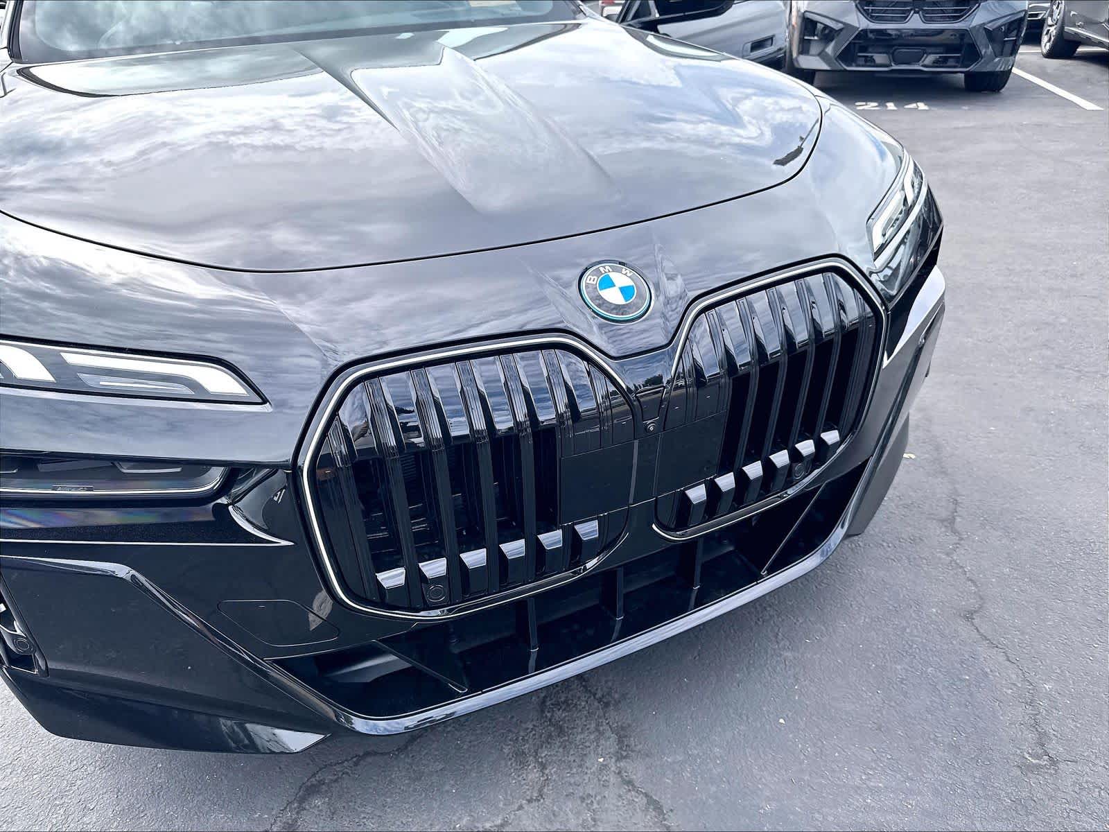 New 2026 BMW 750e xDrive Sedan