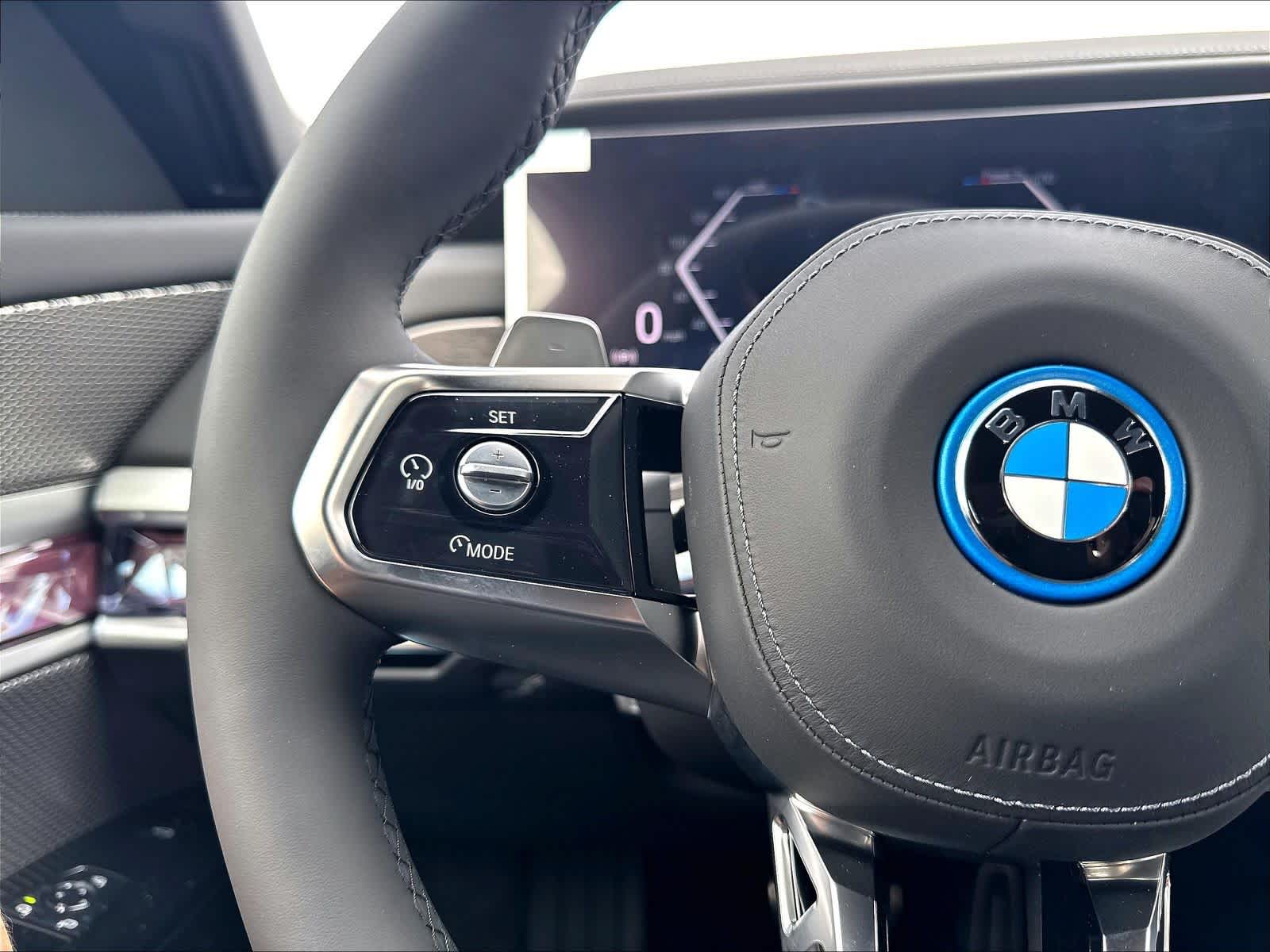 New 2026 BMW 750e xDrive Sedan