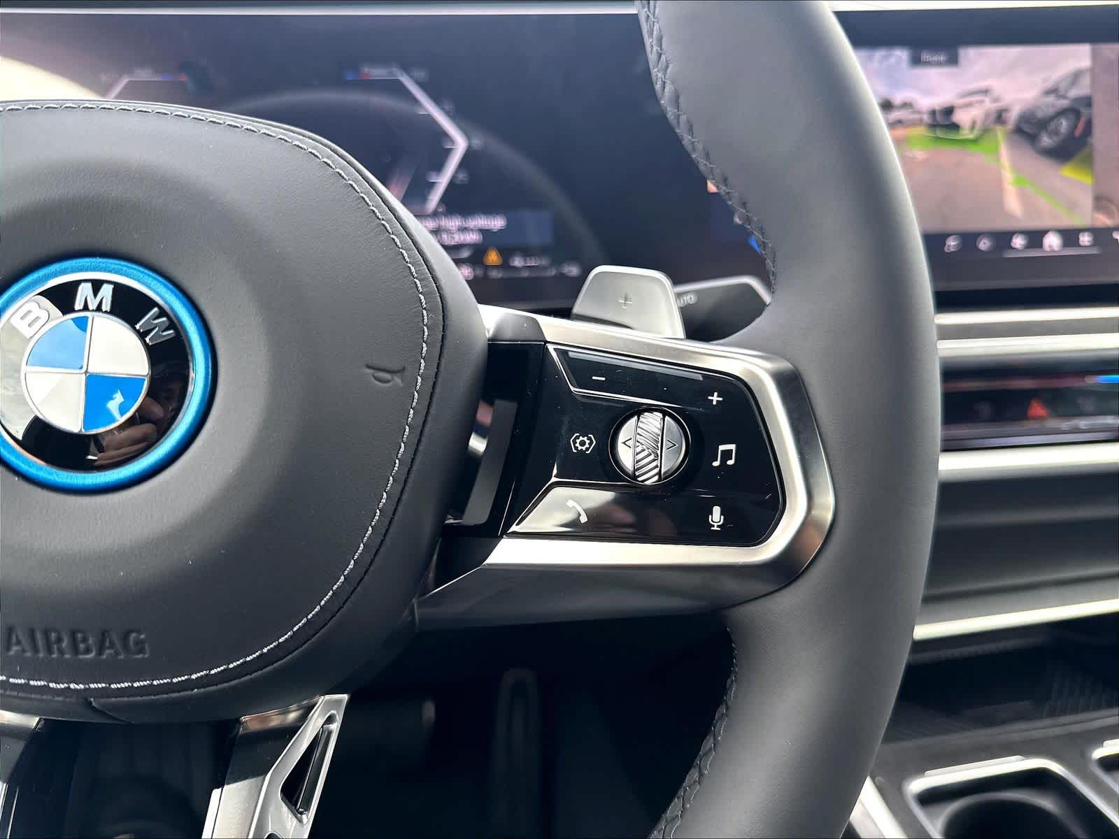 New 2026 BMW 750e xDrive Sedan