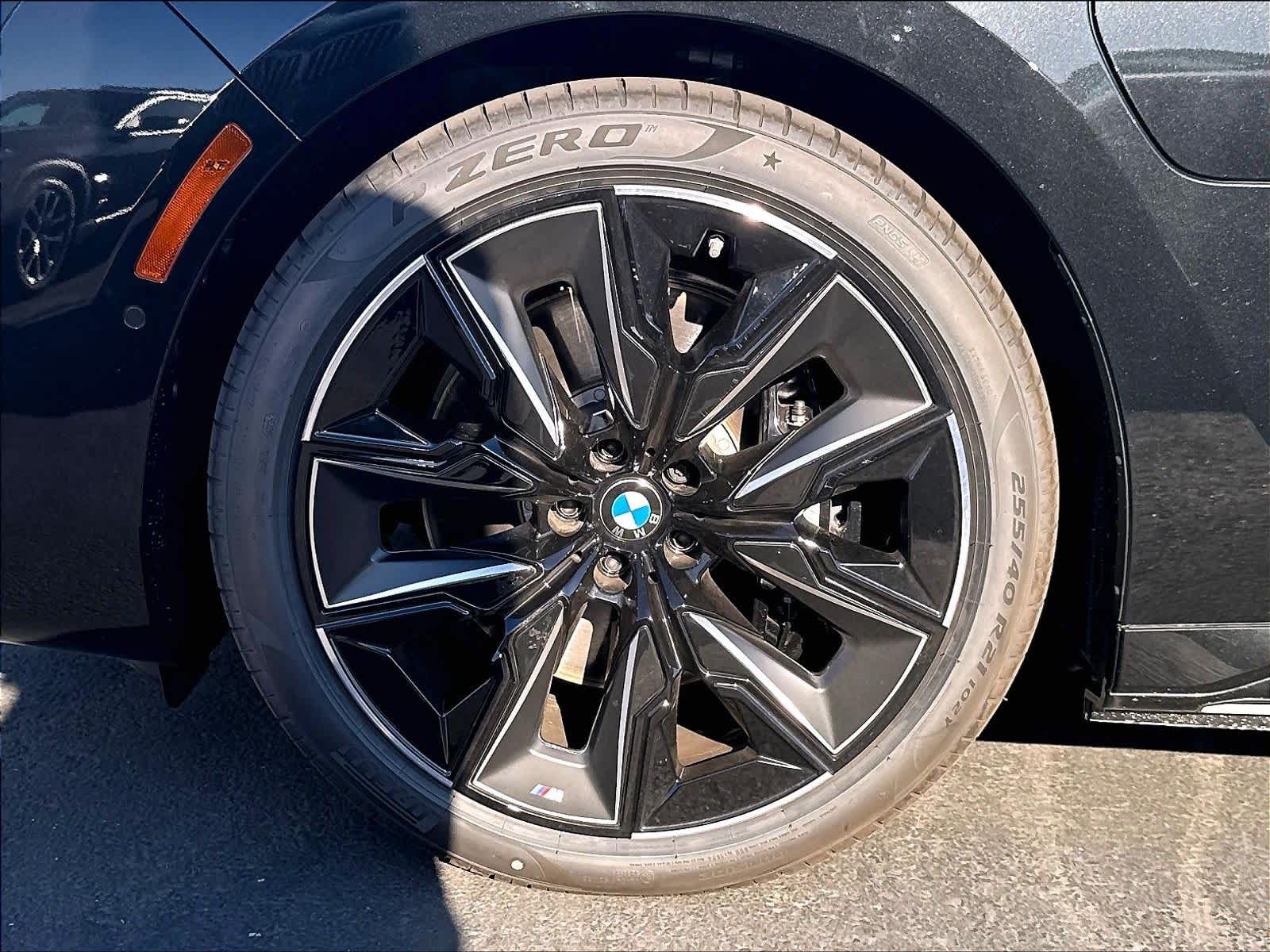 New 2026 BMW 750e xDrive Sedan