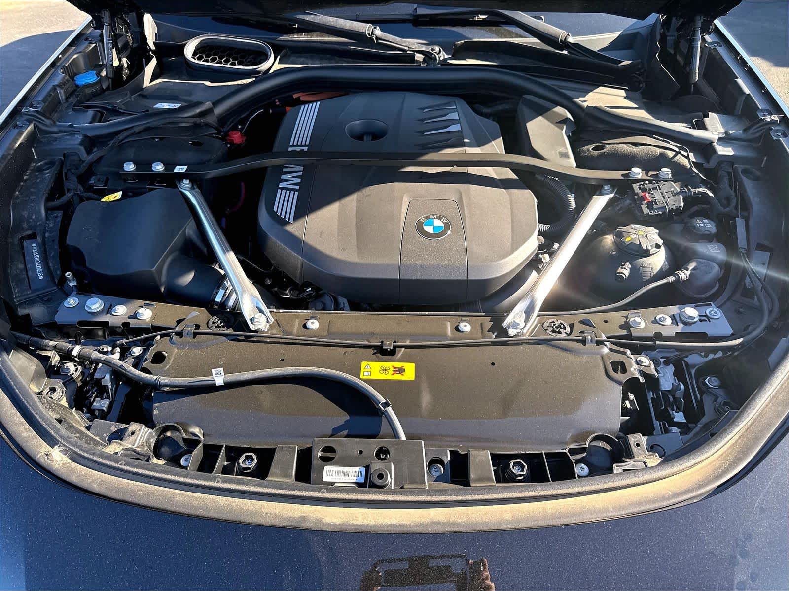 New 2026 BMW 750e xDrive Sedan