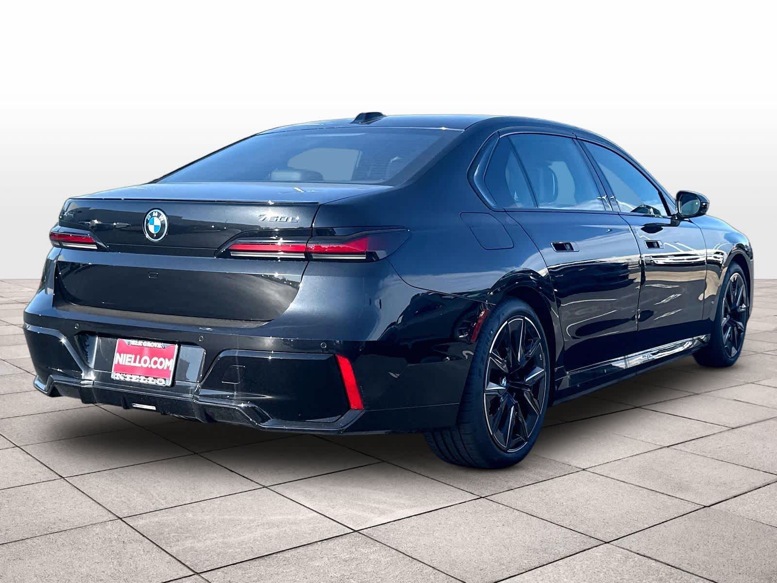New 2026 BMW 750e xDrive Sedan