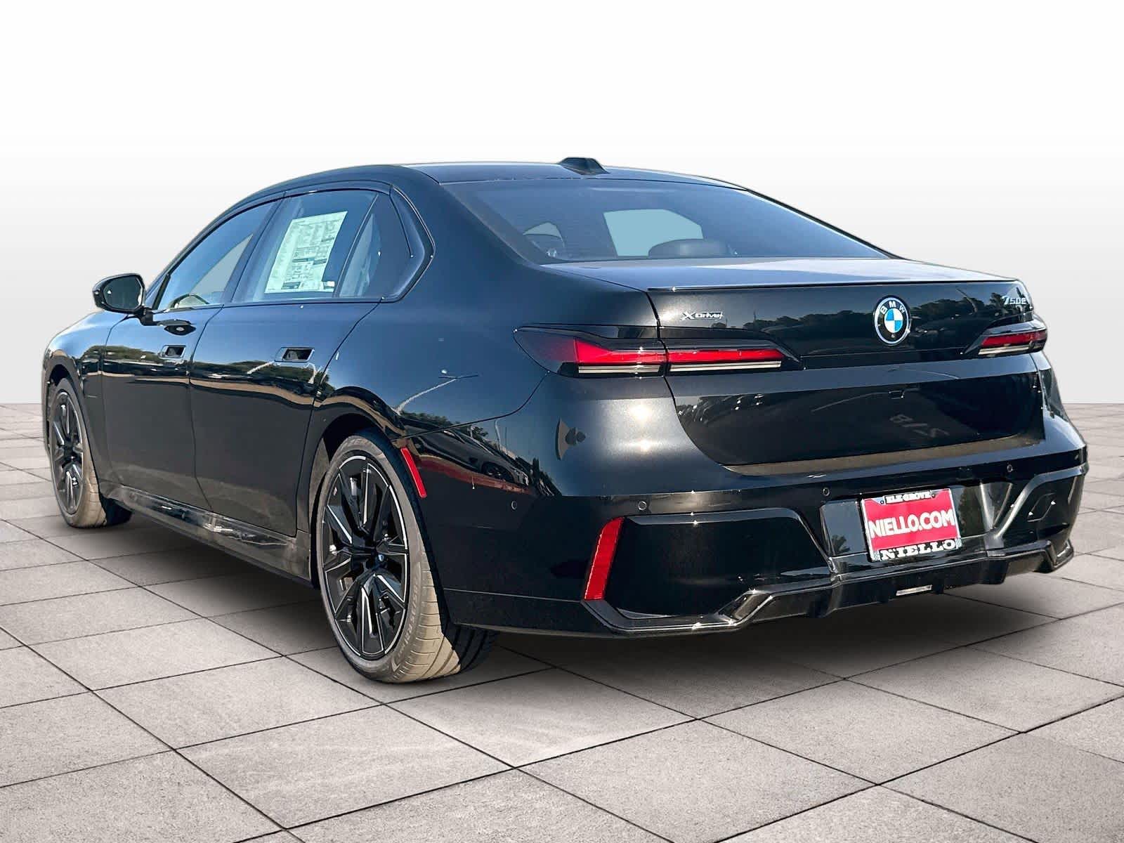 New 2026 BMW 750e xDrive Sedan