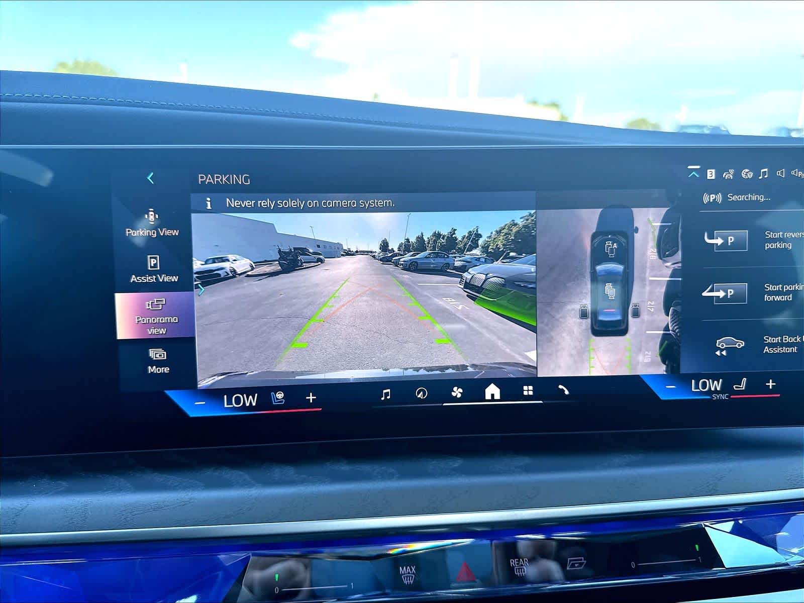 New 2026 BMW 750e xDrive Sedan