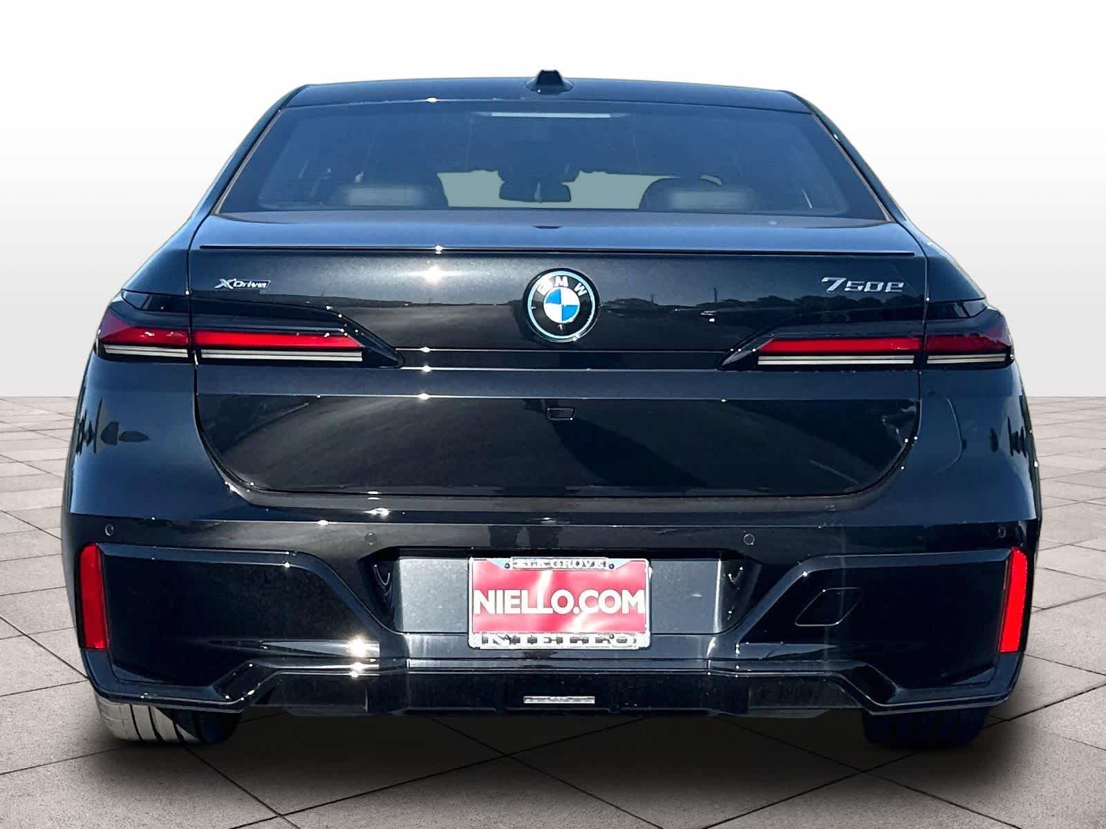 New 2026 BMW 750e xDrive Sedan