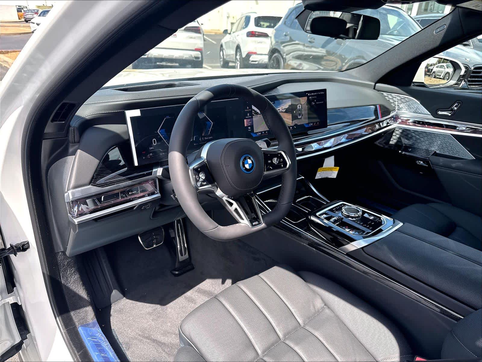 New 2026 BMW 750e xDrive Sedan