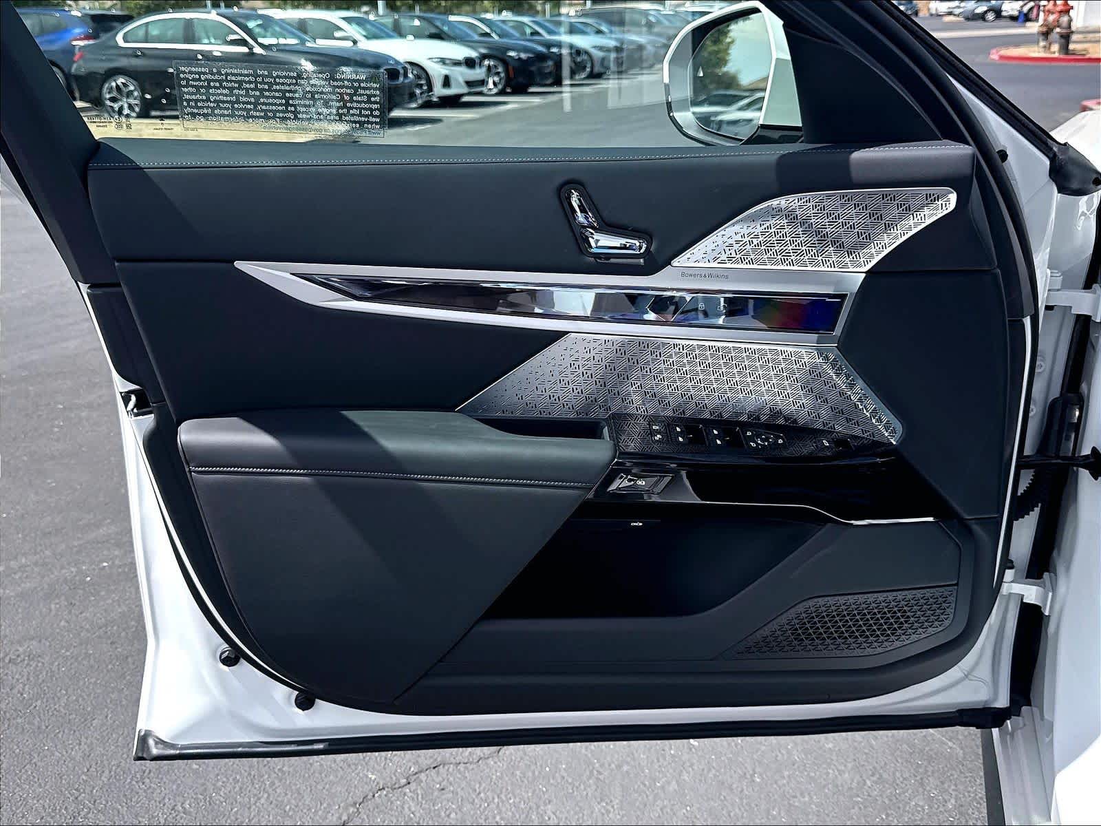 New 2026 BMW 750e xDrive Sedan