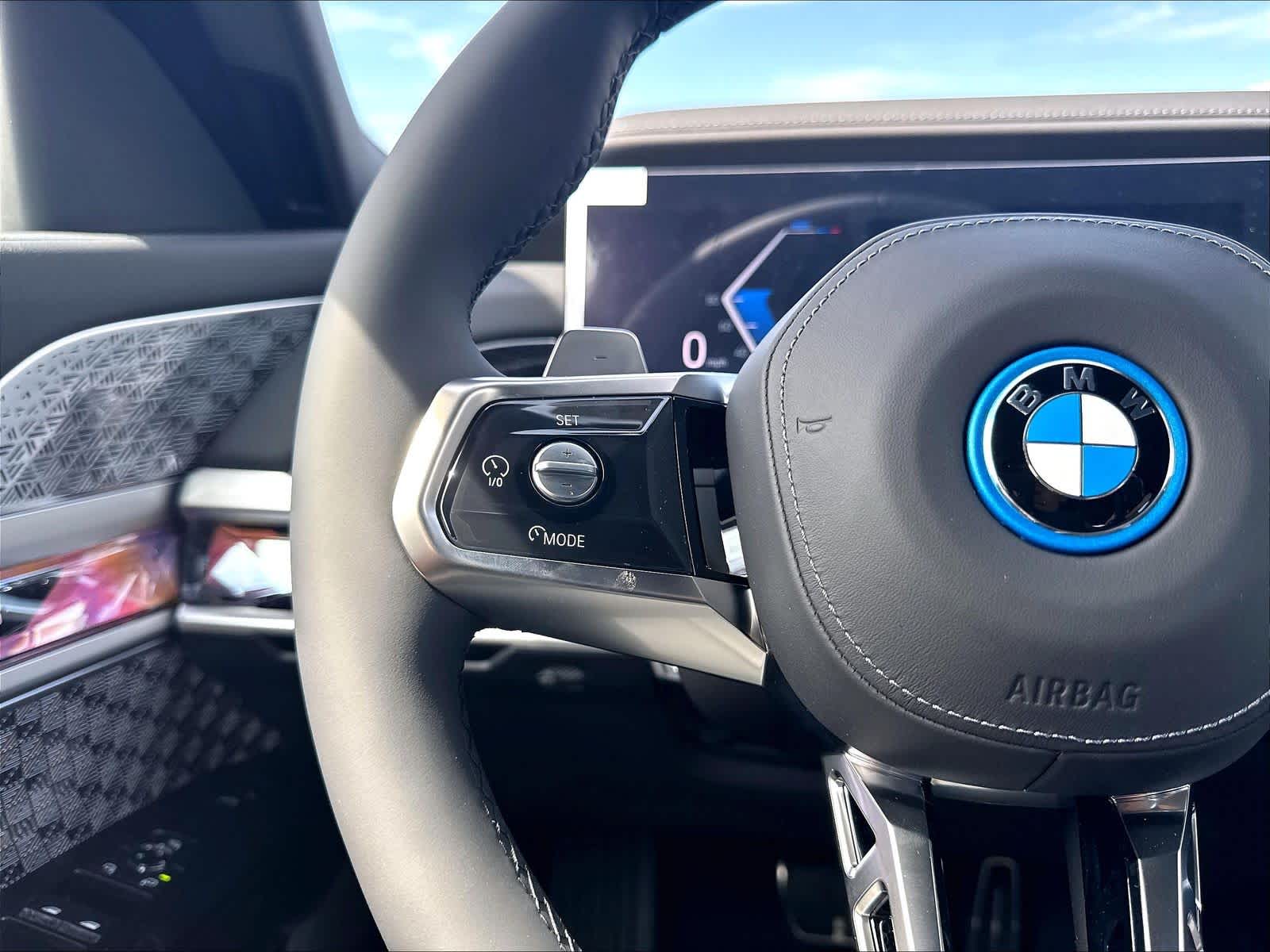 New 2026 BMW 750e xDrive Sedan