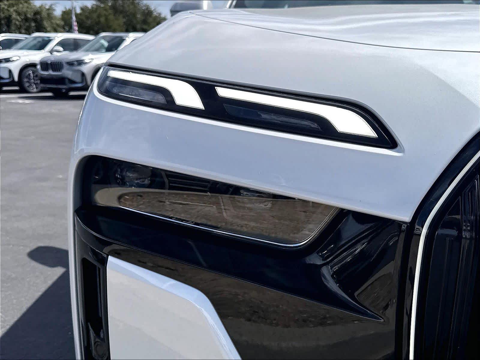 New 2026 BMW 750e xDrive Sedan