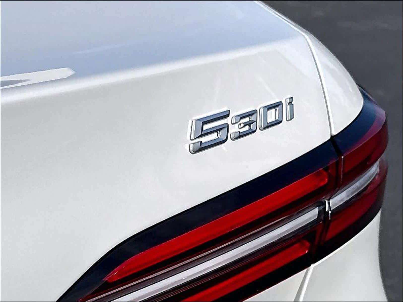 New 2027 BMW 530i Sedan
