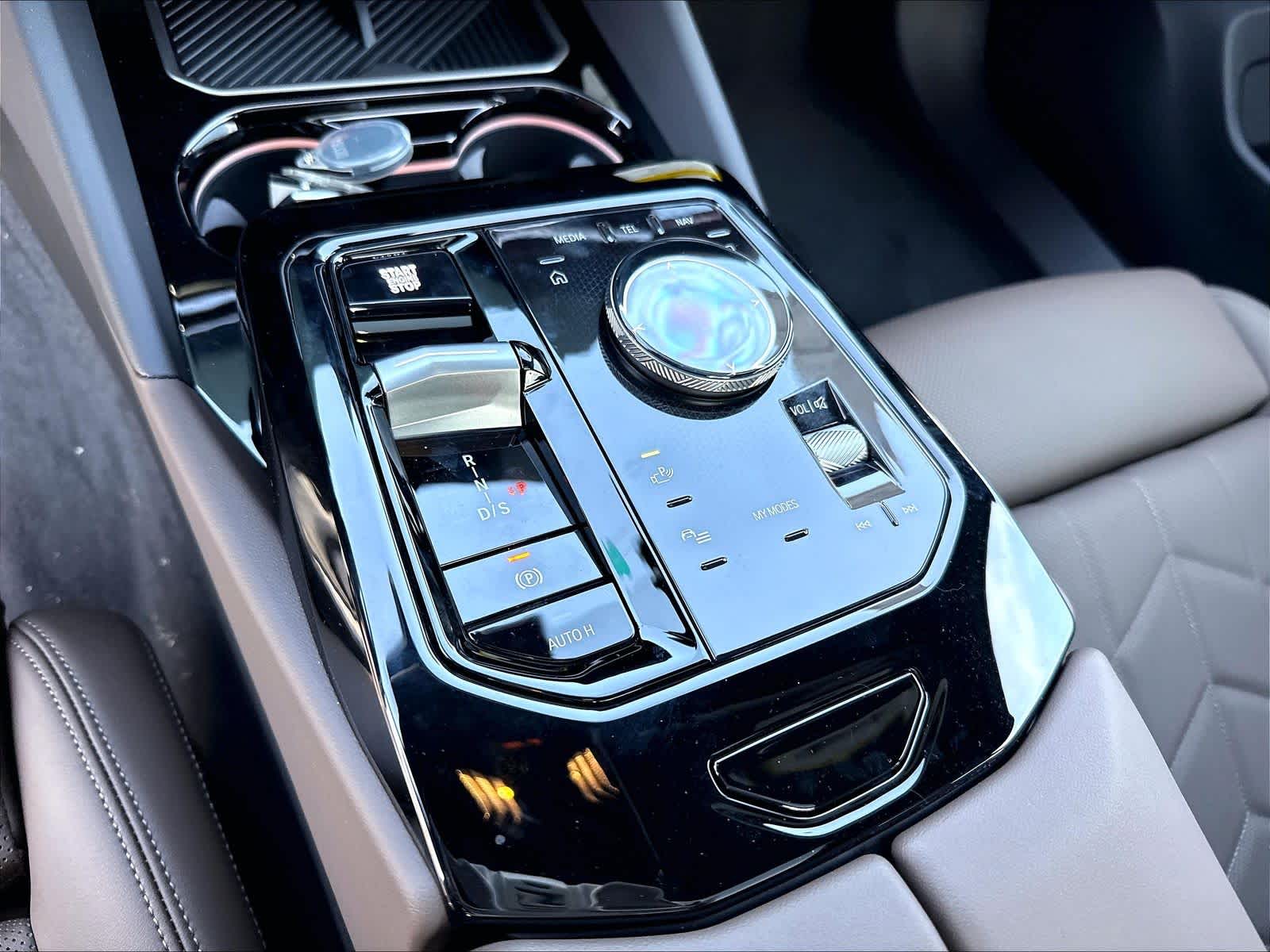New 2027 BMW 530i Sedan