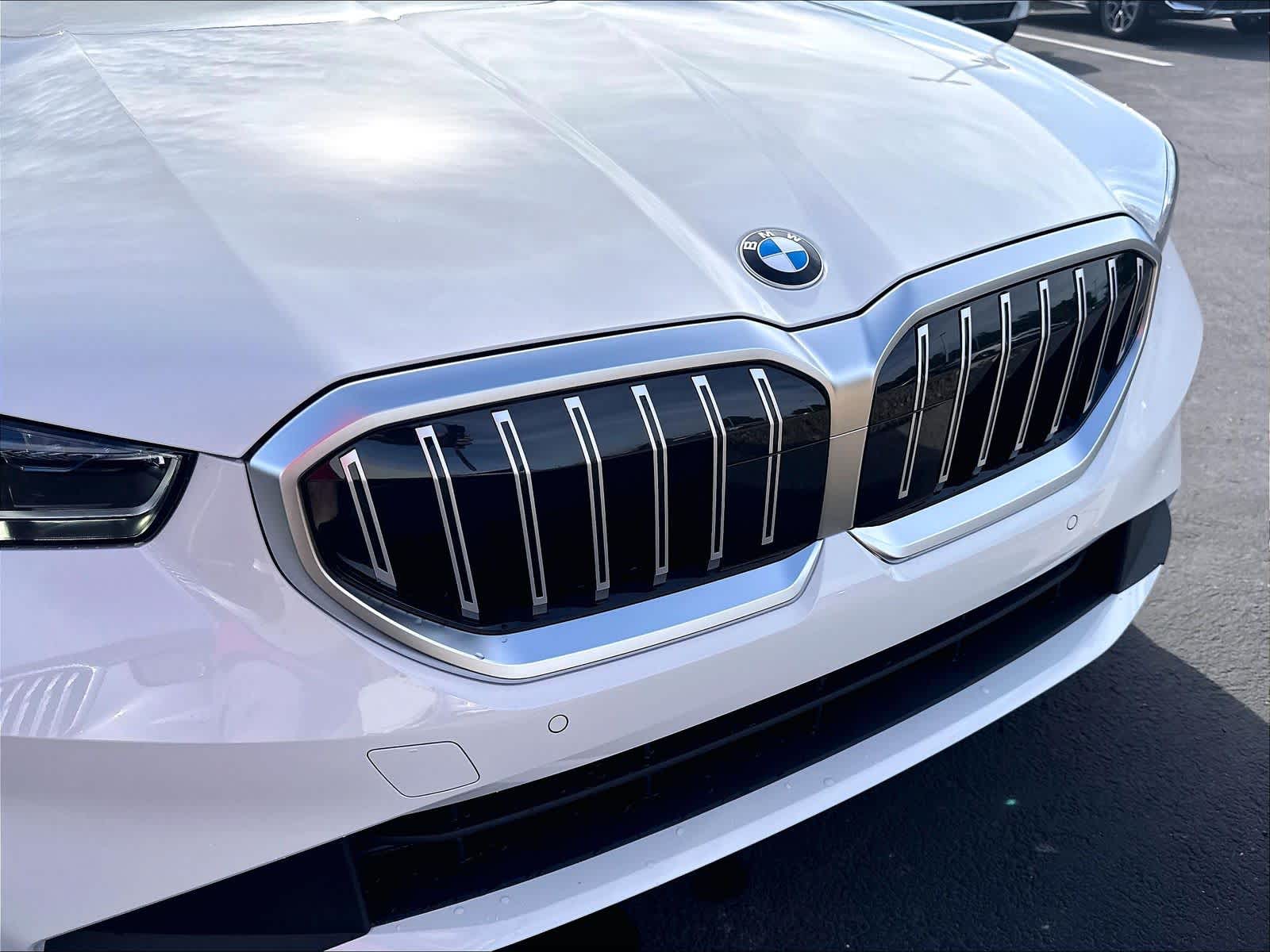 New 2027 BMW 530i Sedan
