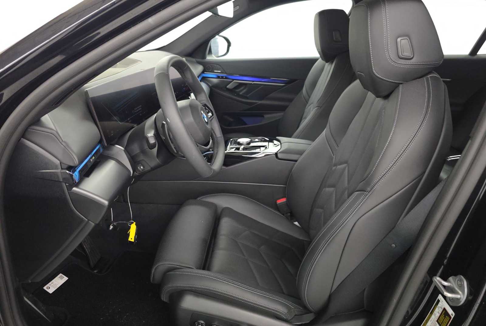 Used 2025 BMW 540i xDrive Sedan