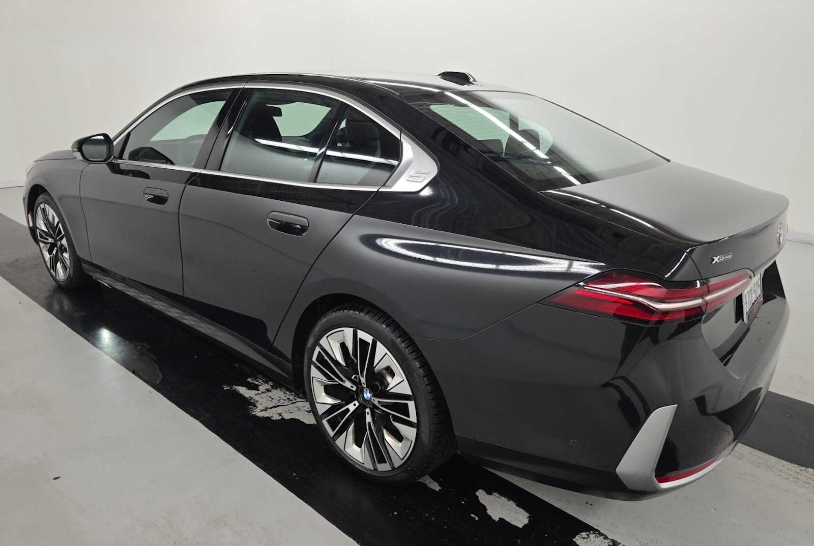 Used 2025 BMW 540i xDrive Sedan