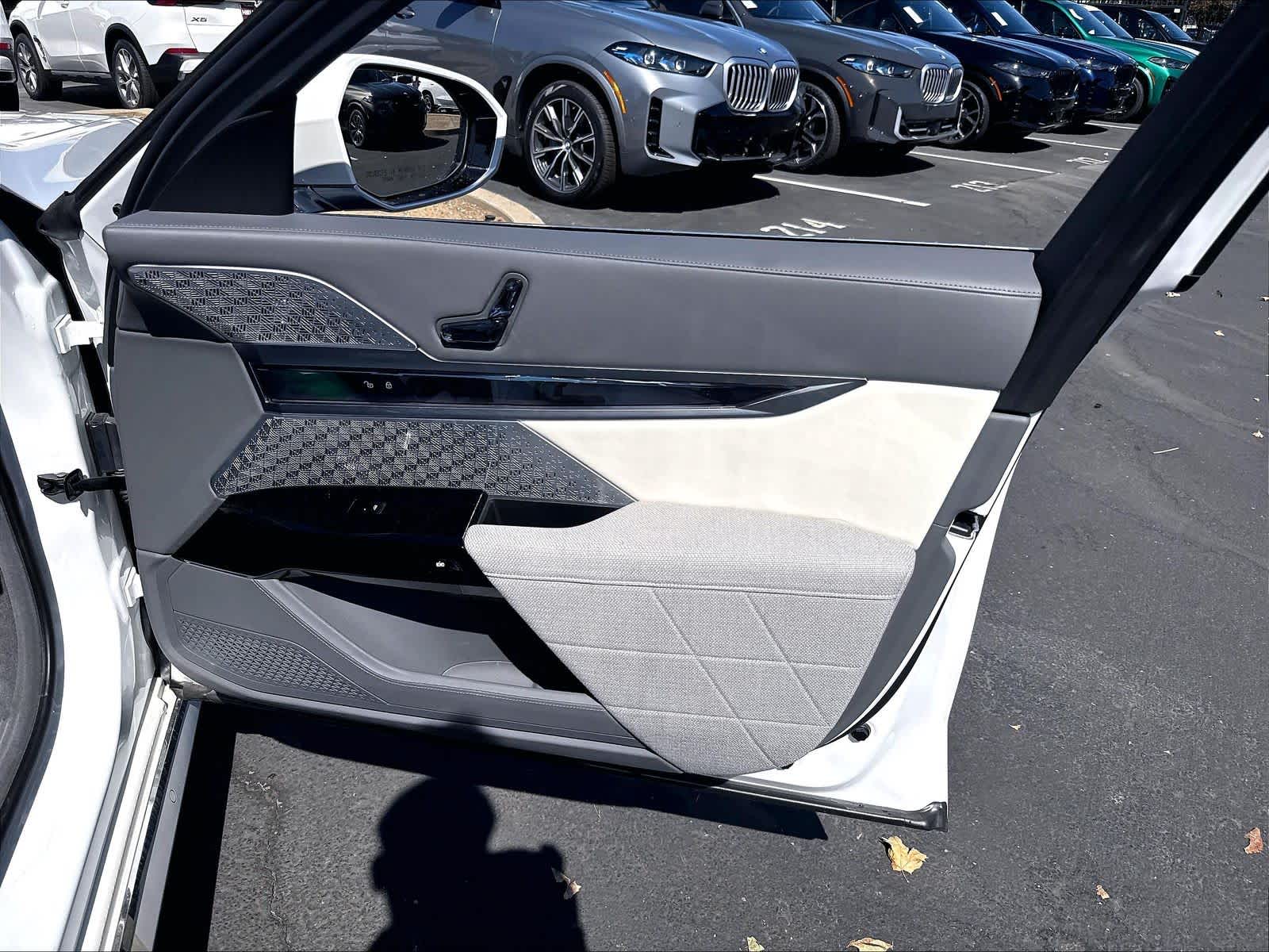 Used 2023 BMW i7 Sedan