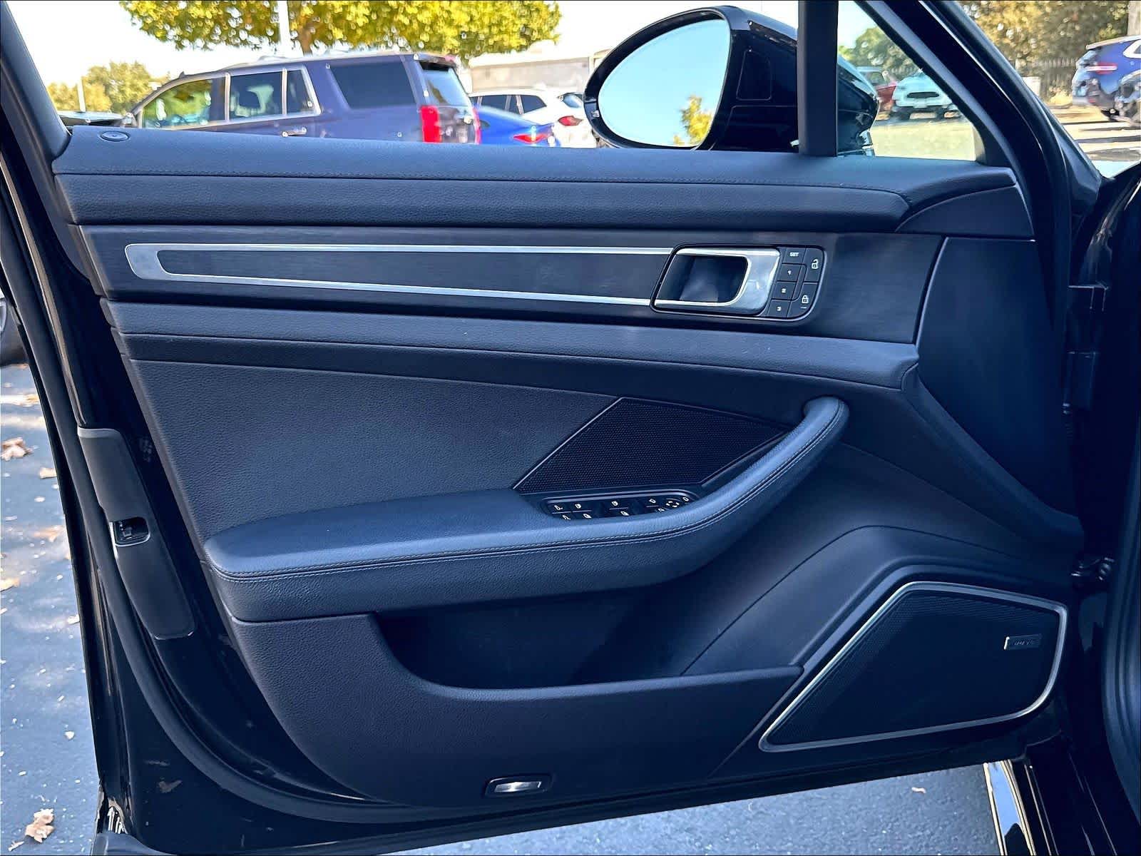 Used 2023 Porsche Panamera Sedan