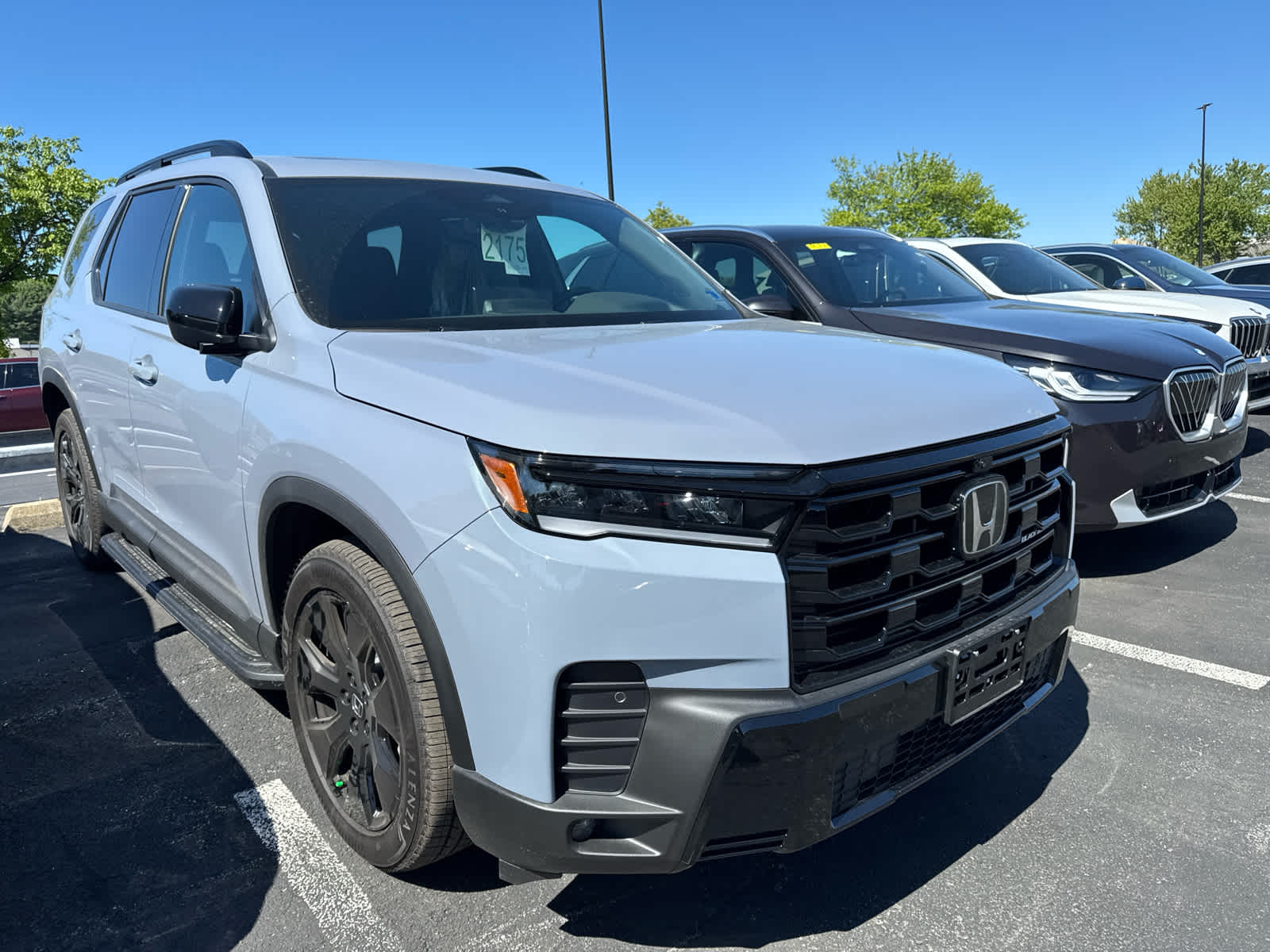 View vehicle photo 2
