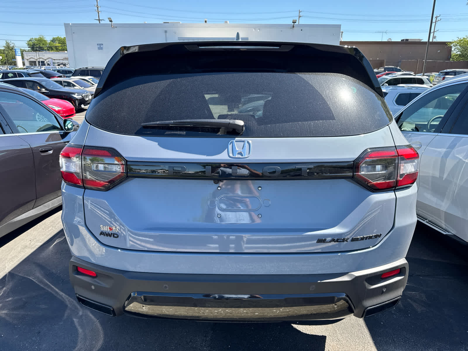 View vehicle photo 6