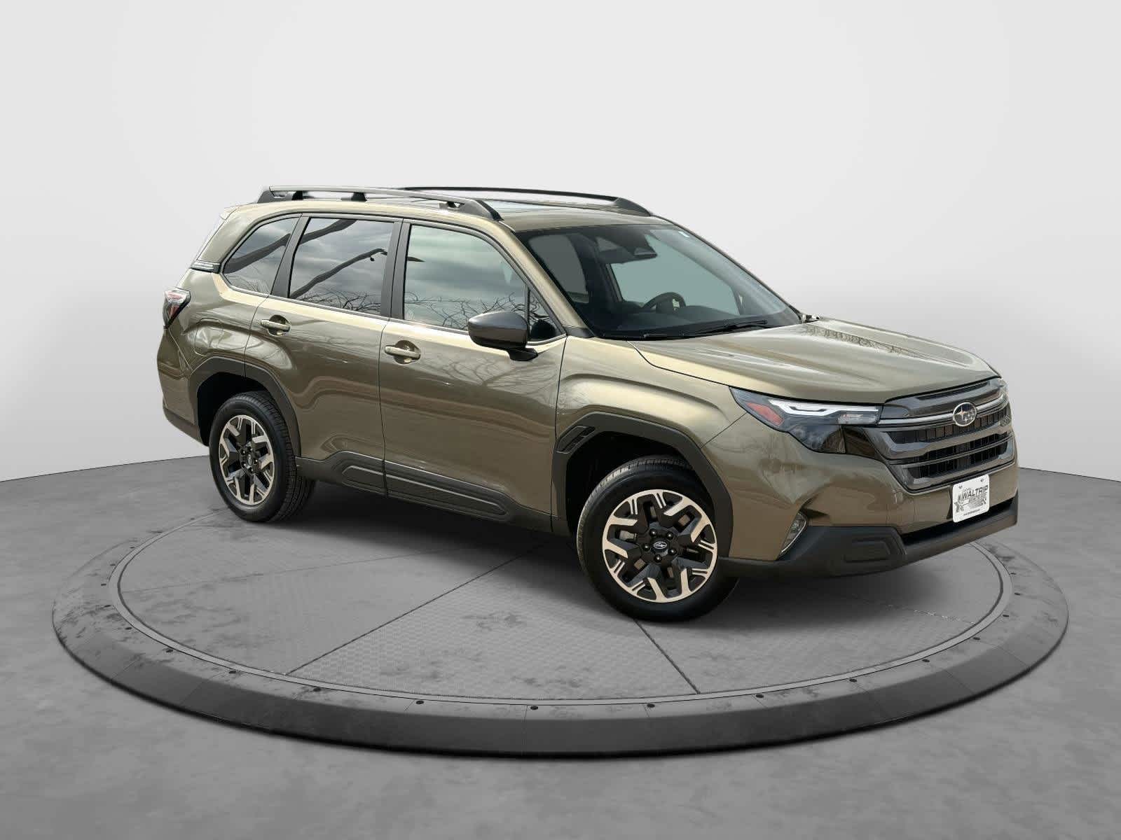 2025 Subaru Forester Premium Crossover AWD