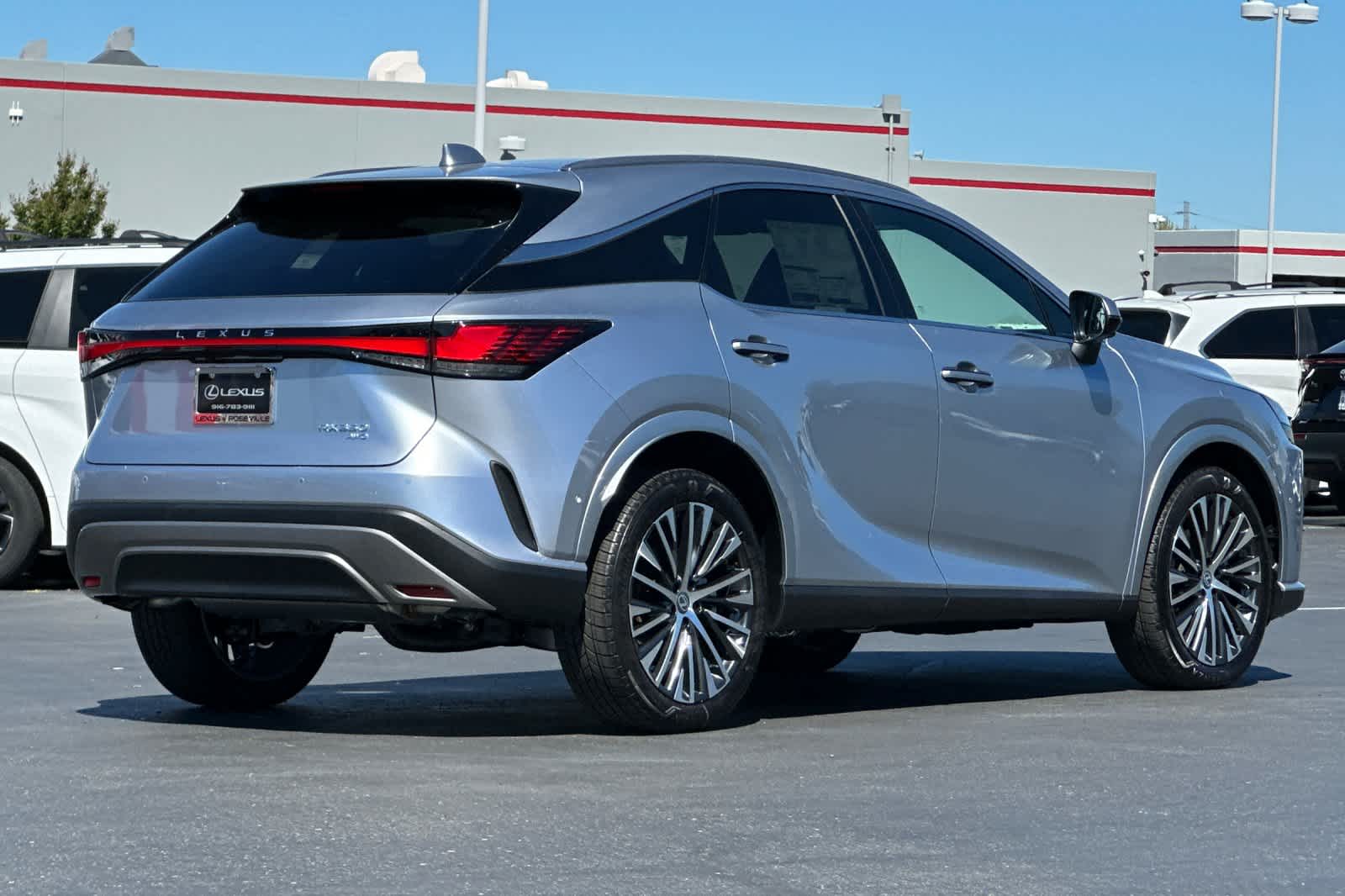 View vehicle photo 2