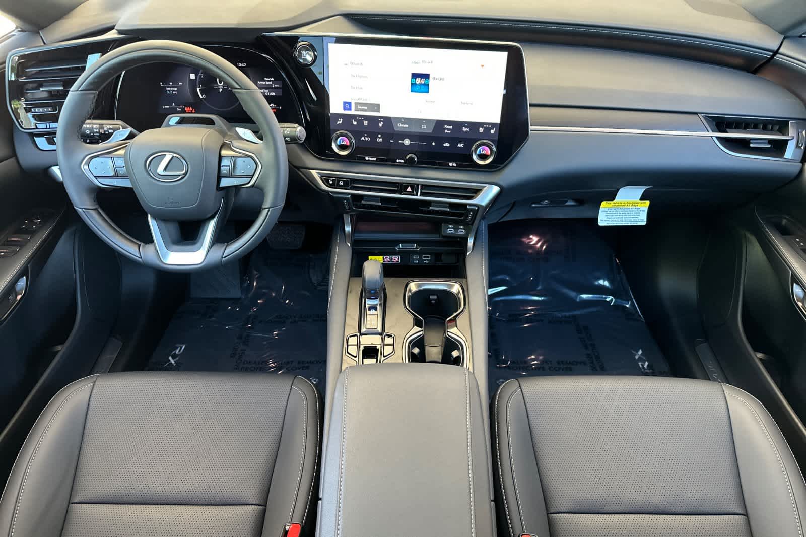 View vehicle photo 3