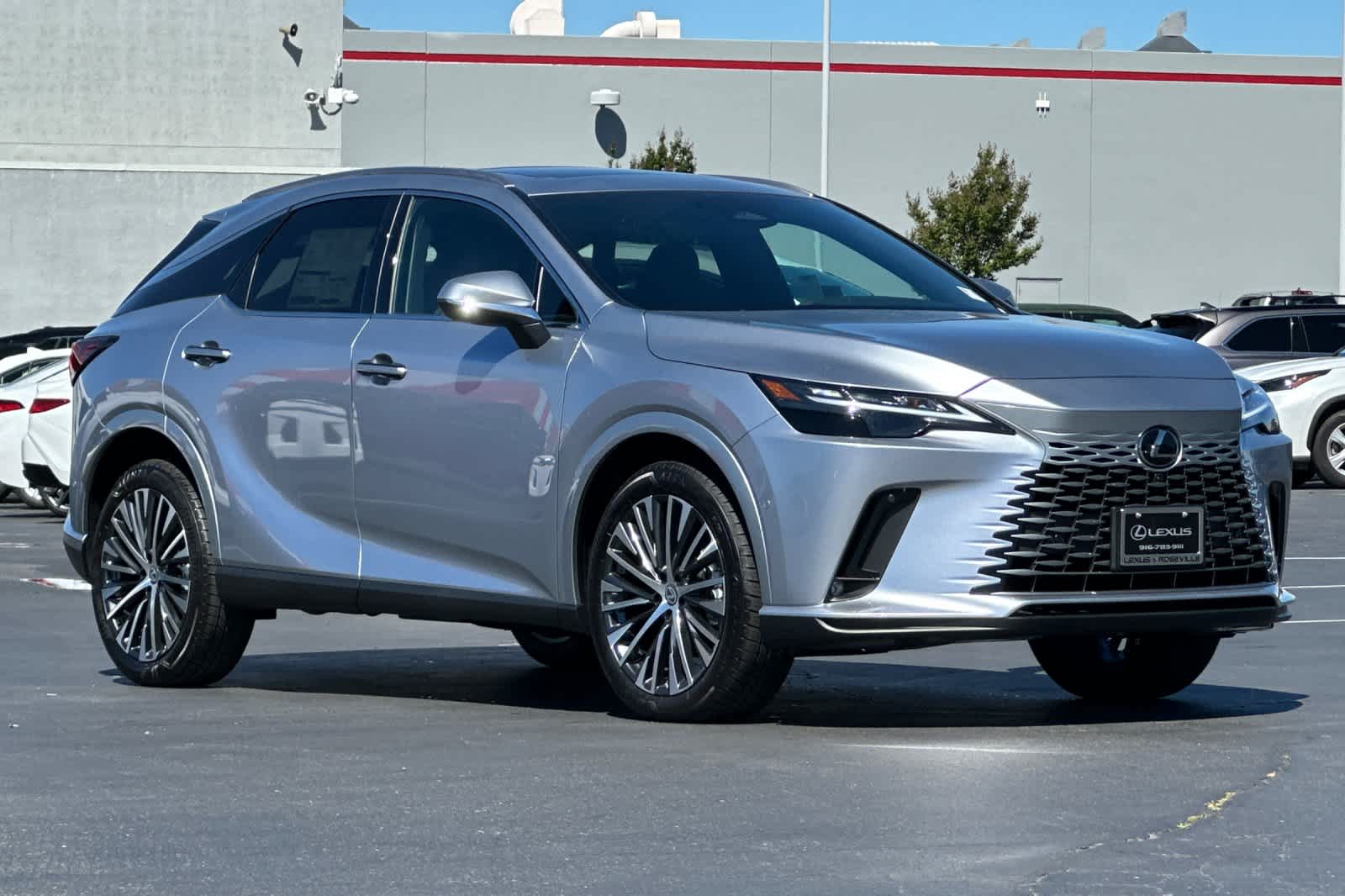 View vehicle photo 5