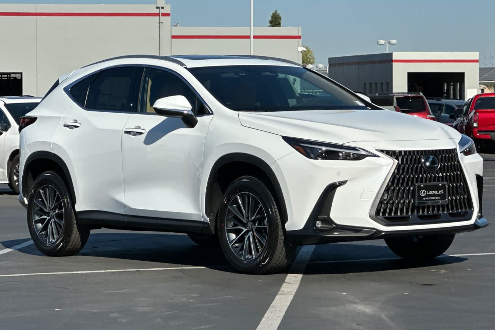 2026 Lexus NX 350 Premium AWD photo 2