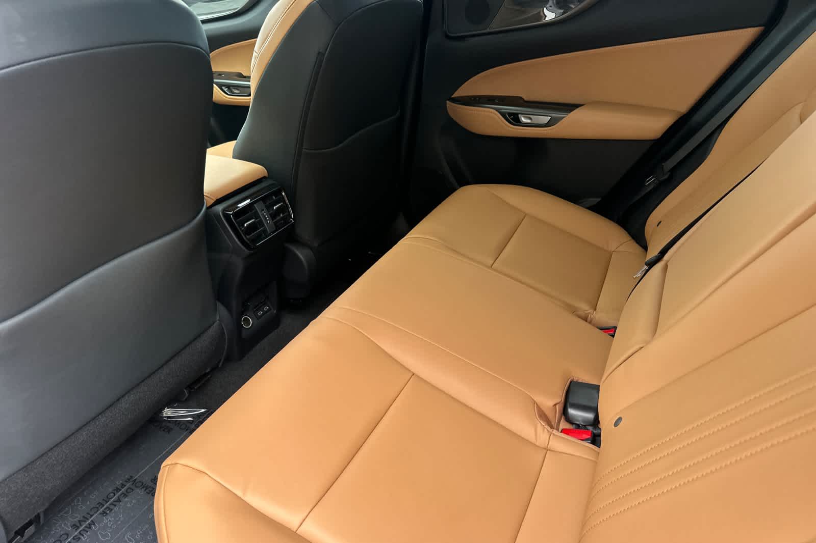2026 Lexus NX 350 Premium AWD photo 4