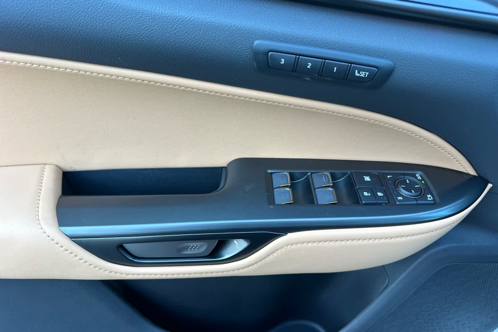 2026 Lexus NX 350 Premium AWD photo 10