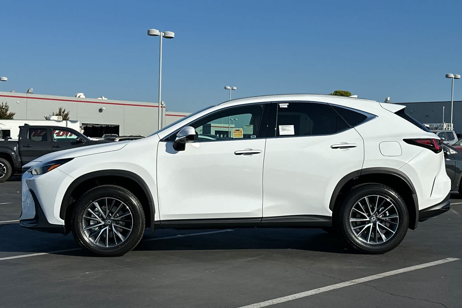2026 Lexus NX 350 Premium AWD photo 7