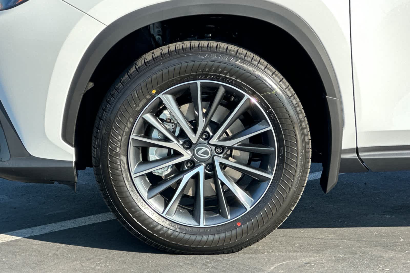 2026 Lexus NX 350 Premium AWD photo 27