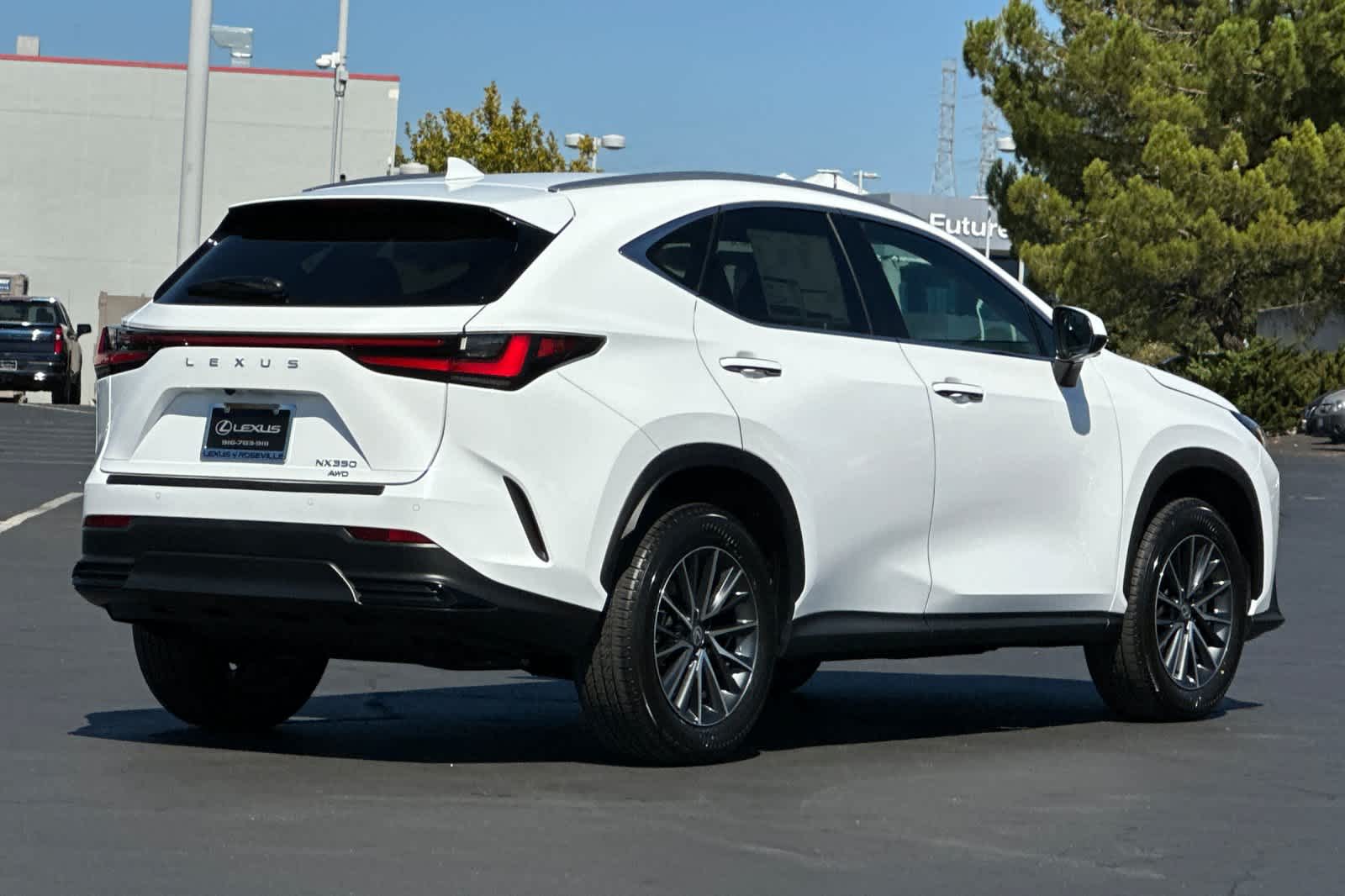 2026 Lexus NX 350 Premium AWD photo 2