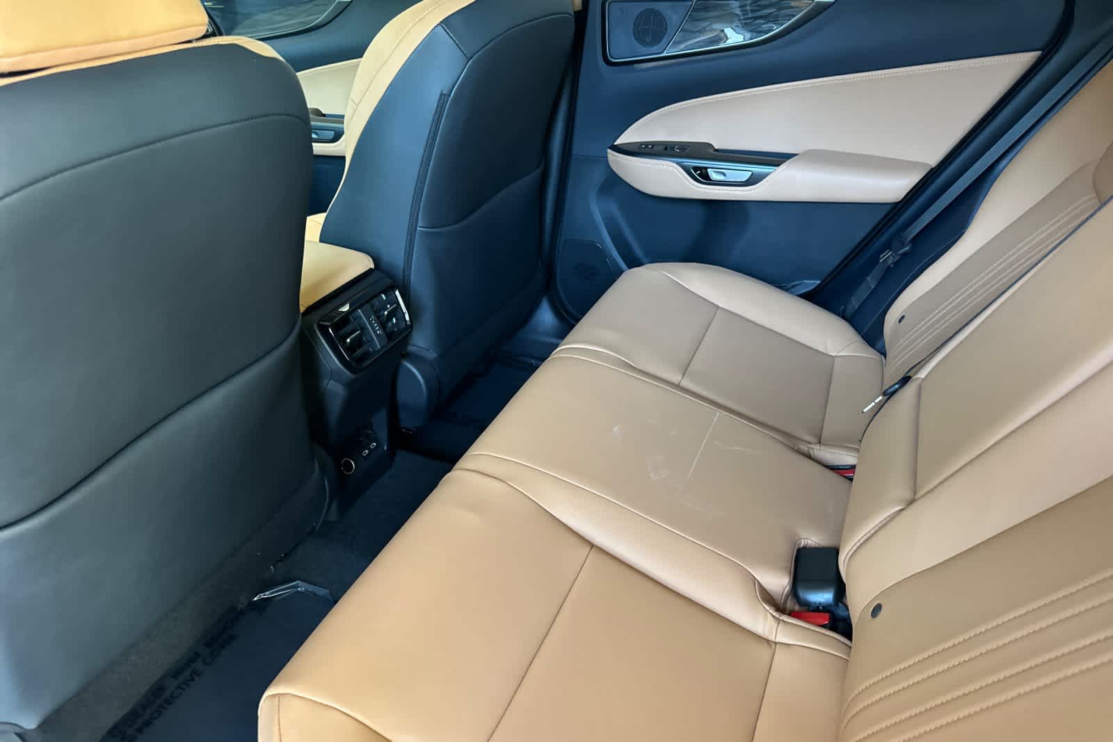 2026 Lexus NX 350 Premium AWD photo 4