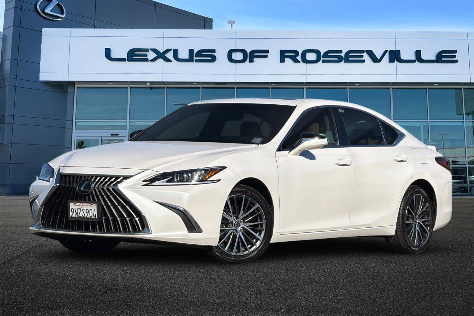 2025 Lexus ES 300h