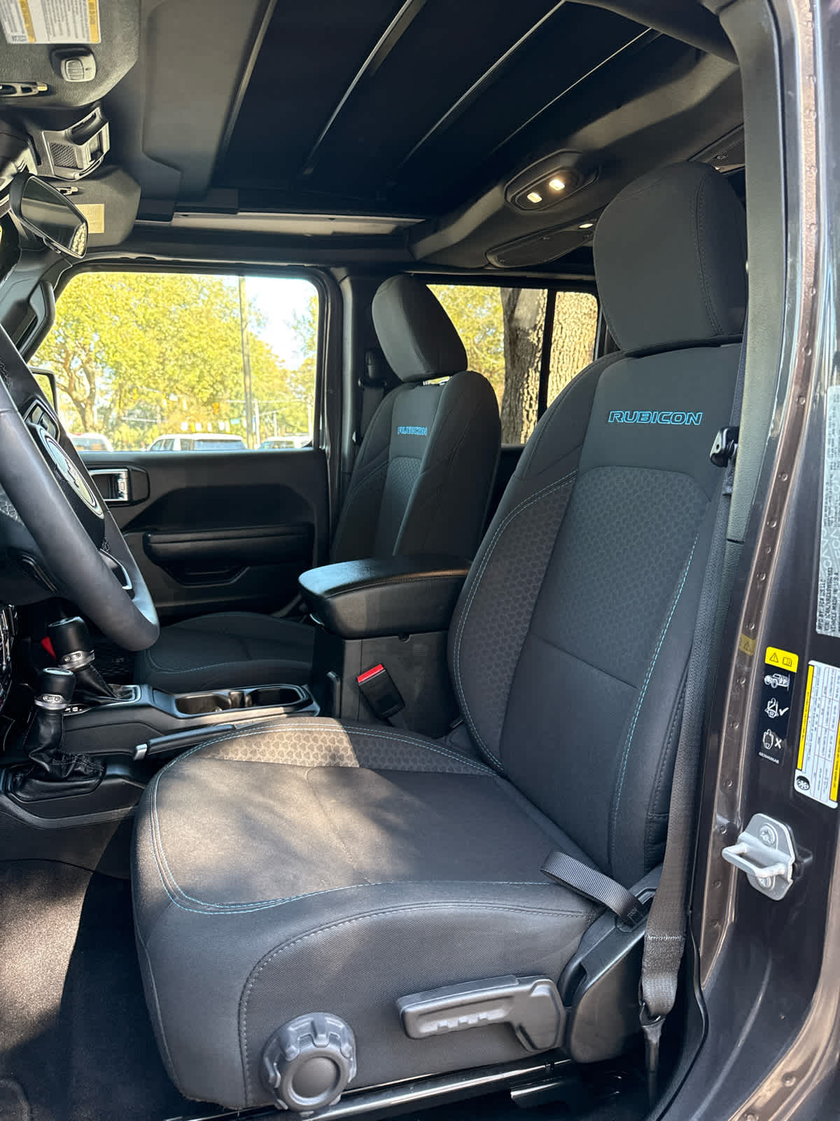2025 Jeep Wrangler 4xe Rubicon - 9