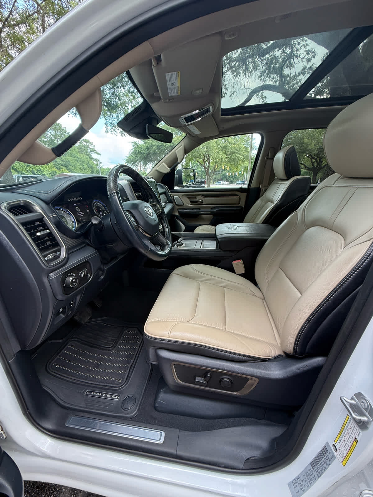 2019 Ram All-New 1500 Limited - 10